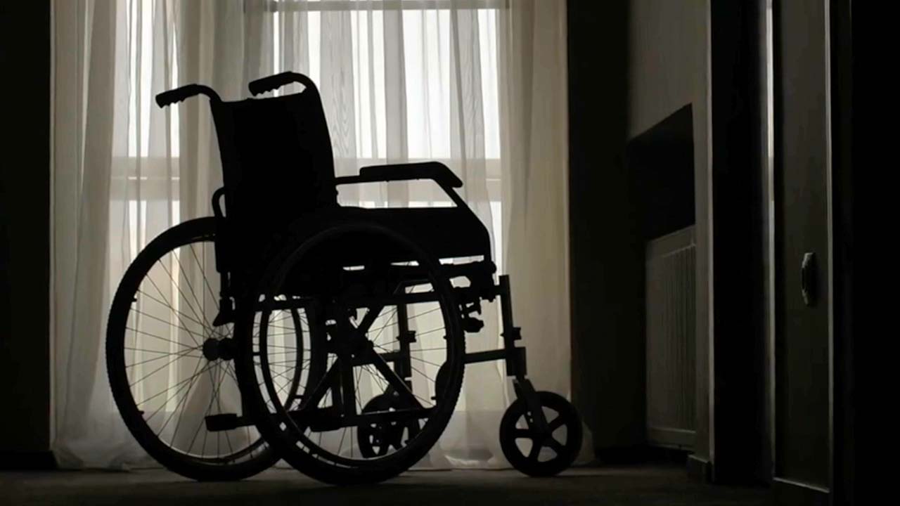 Families raise concerns as NY nursing home staffing law allows short - staffed day