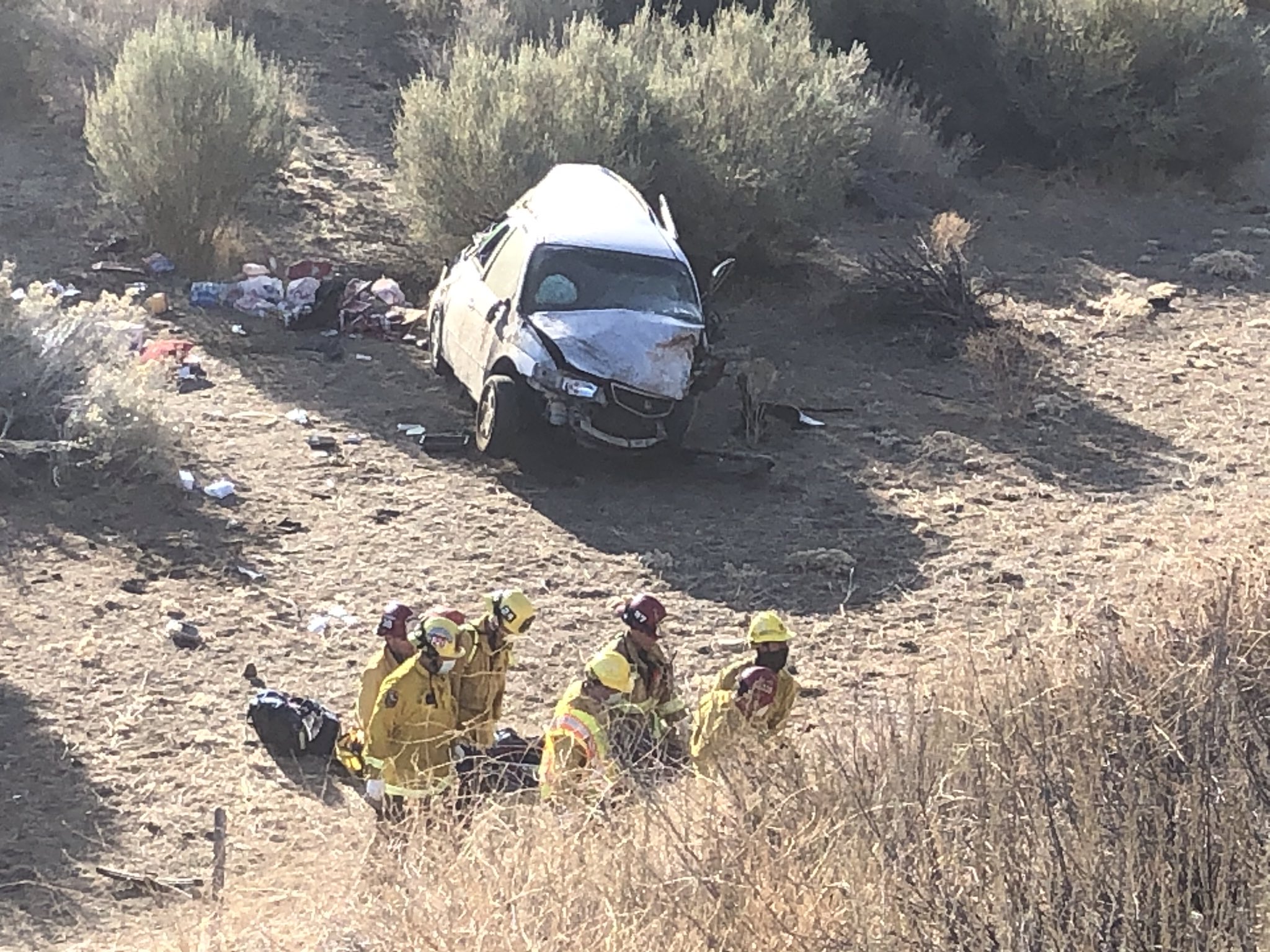 6 people injured after minivan goes over the side of Highway 166 near Cuyama - Vimarsana News