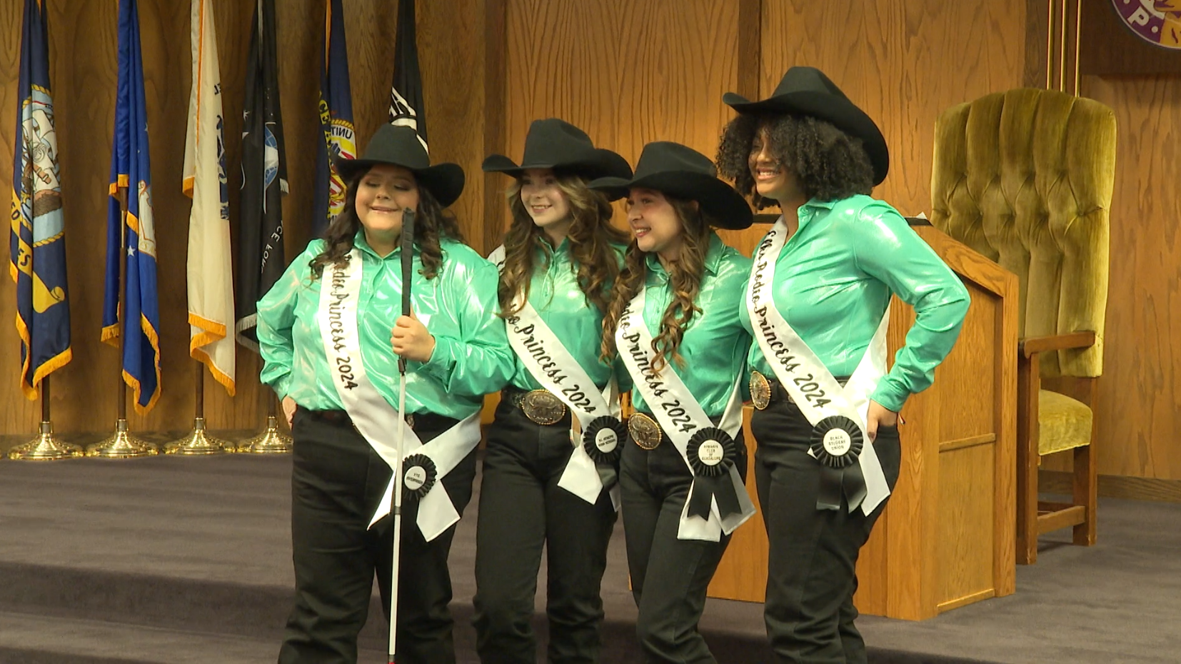 Queen candidates kick off 81st annual Santa Marka Elks Rodeo season - Vimarsana News