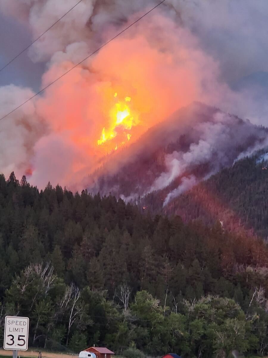 Big Knife Fire near Arlee at 2,000 acres, community meeting planned - Vimarsana News