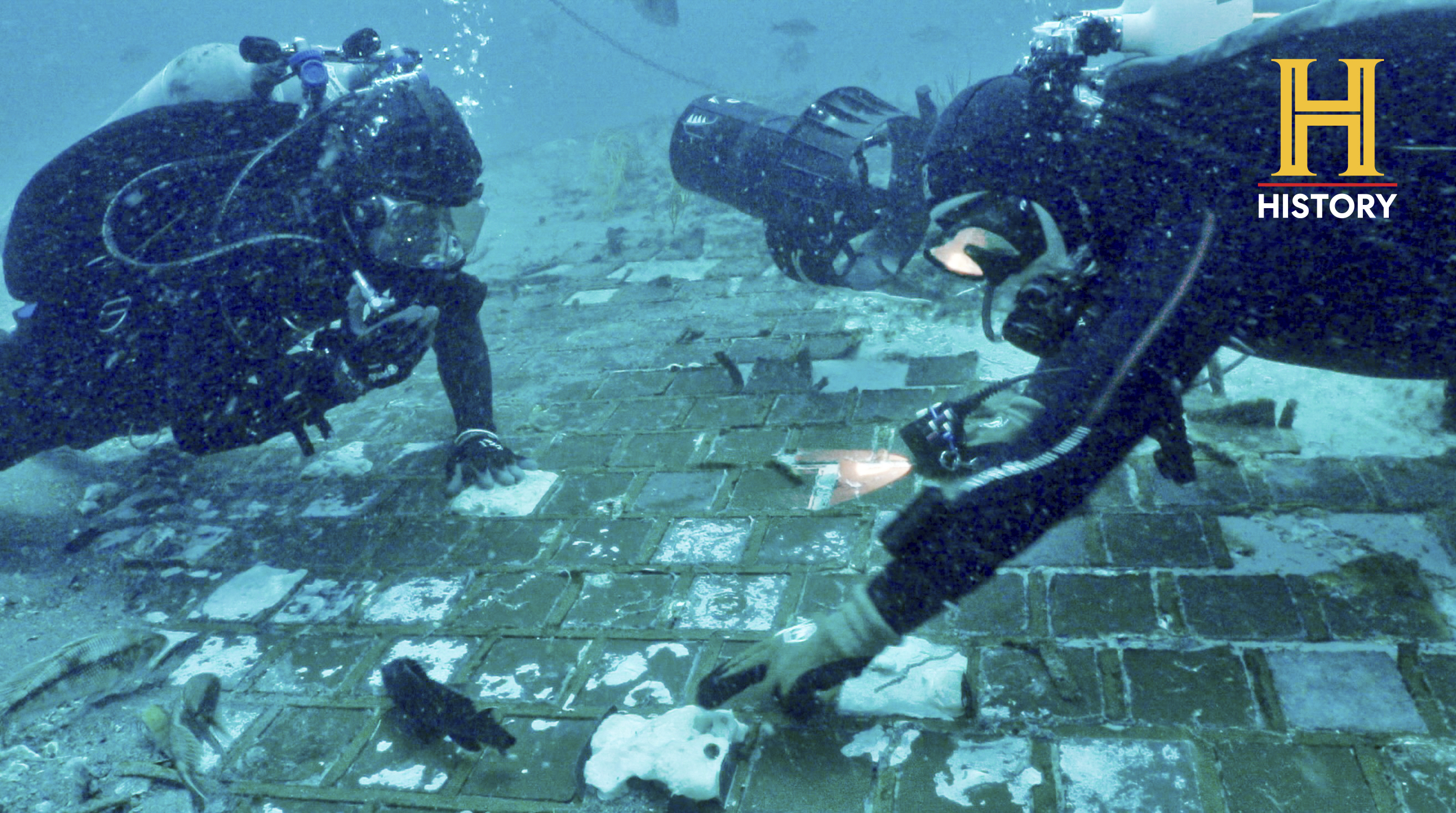Section of destroyed shuttle Challenger found on ocean floor - Vimarsana News
