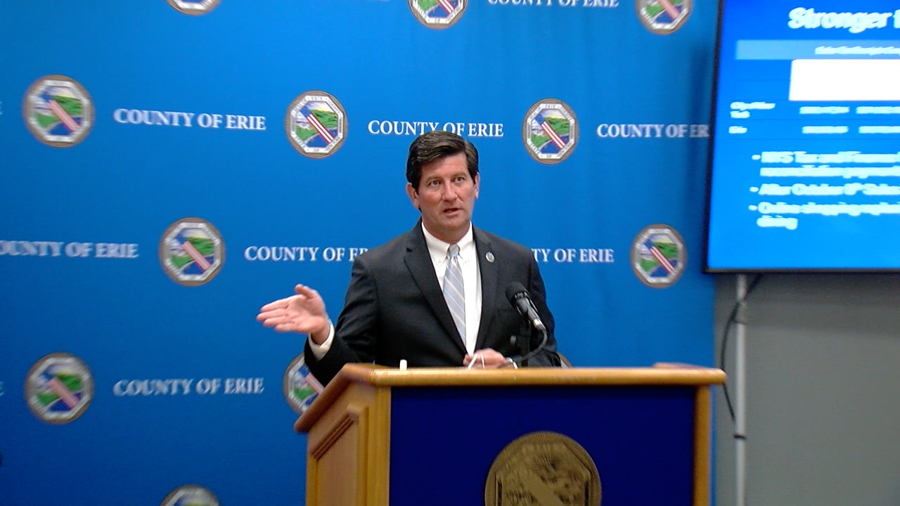 Poloncarz: "Extremely close" to "substantial risk of community spread" - Vimarsana News