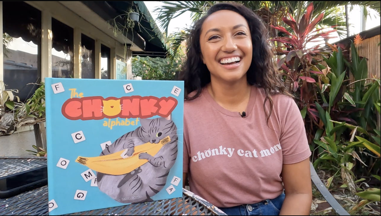 Plant City author writes best-selling book about 'chonky' cats - Vimarsana News