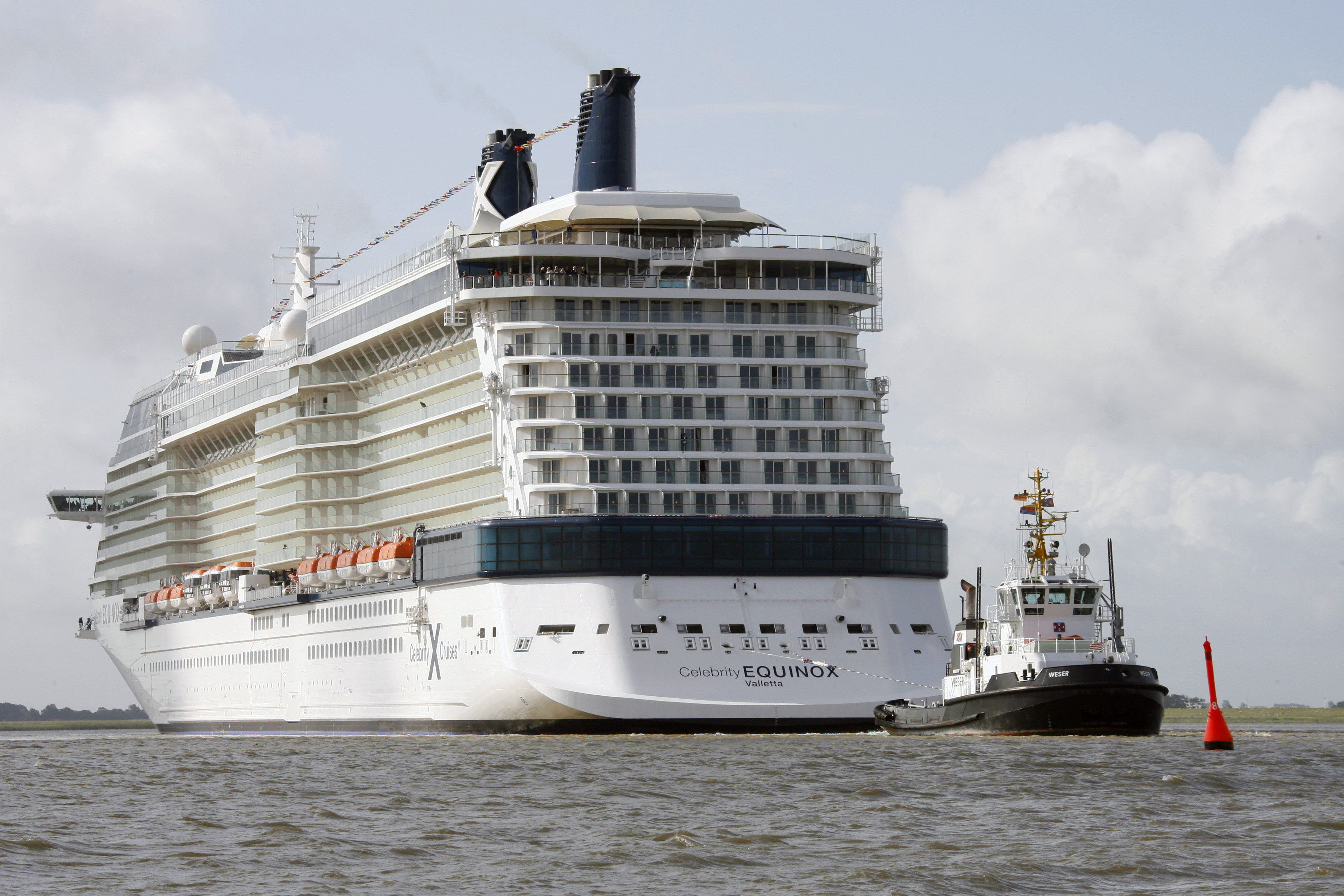 Cruise line let passenger's body decompose, lawsuit says - Vimarsana News