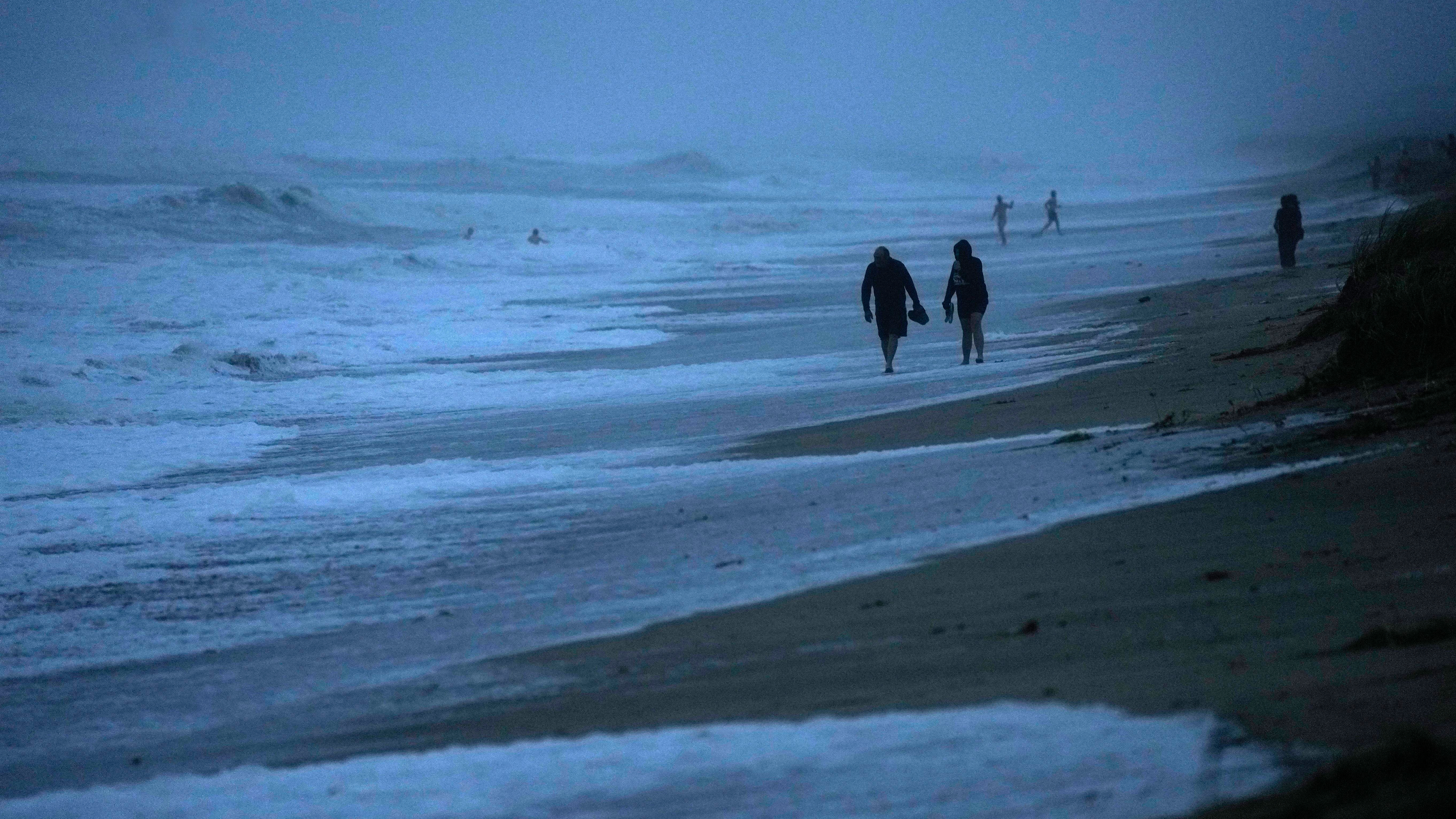 El Nino has arrived early, NOAA forecasters say - Vimarsana News
