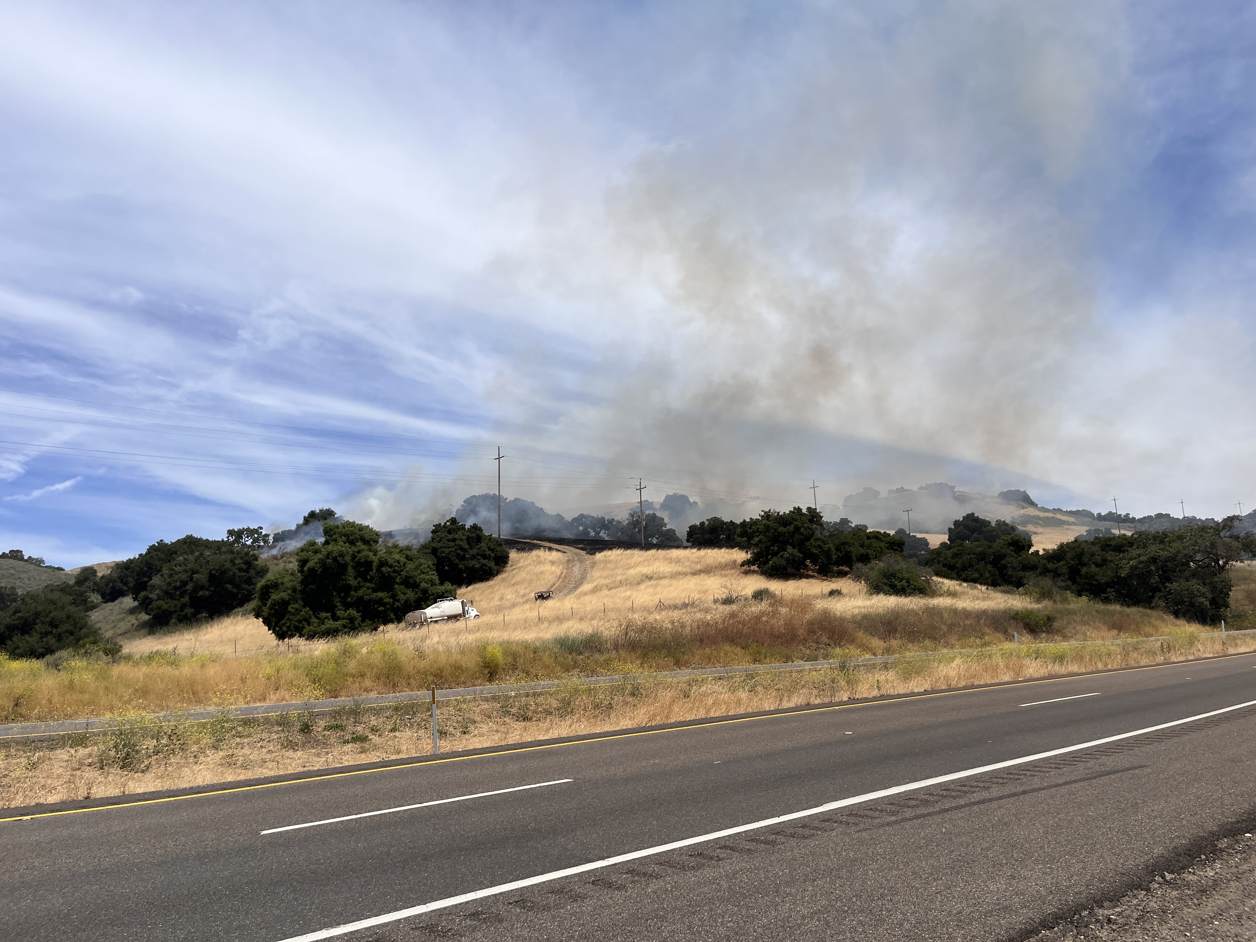 Firefighters respond to vegetation fire near Buellton - Vimarsana News