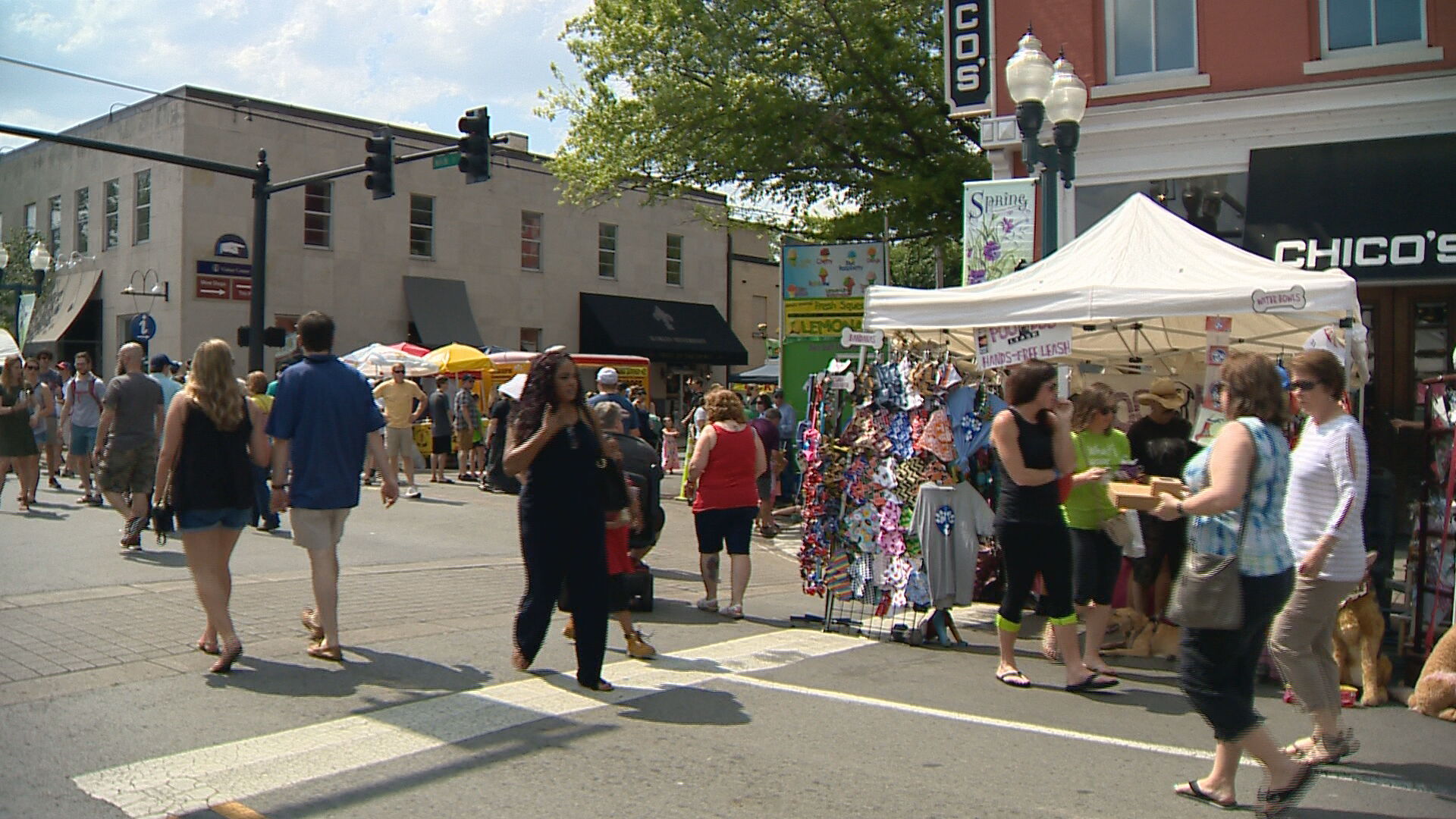 Enjoy more than 150 arts and craft vendors at the annual Main Street Festival - Vimarsana News