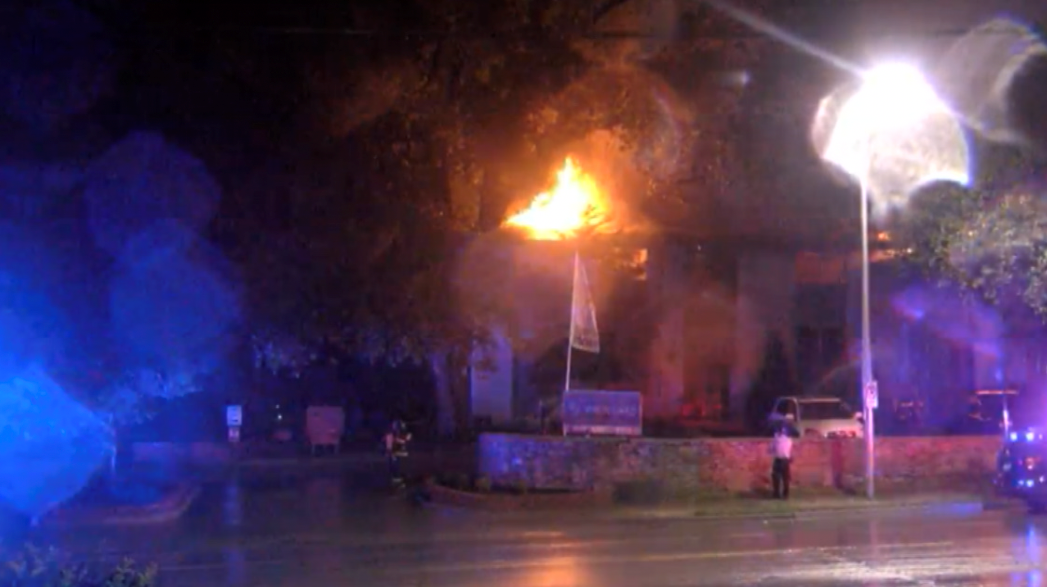 KCPD rules death in Northland apartment fire as homicide, identifies victim - Vimarsana News