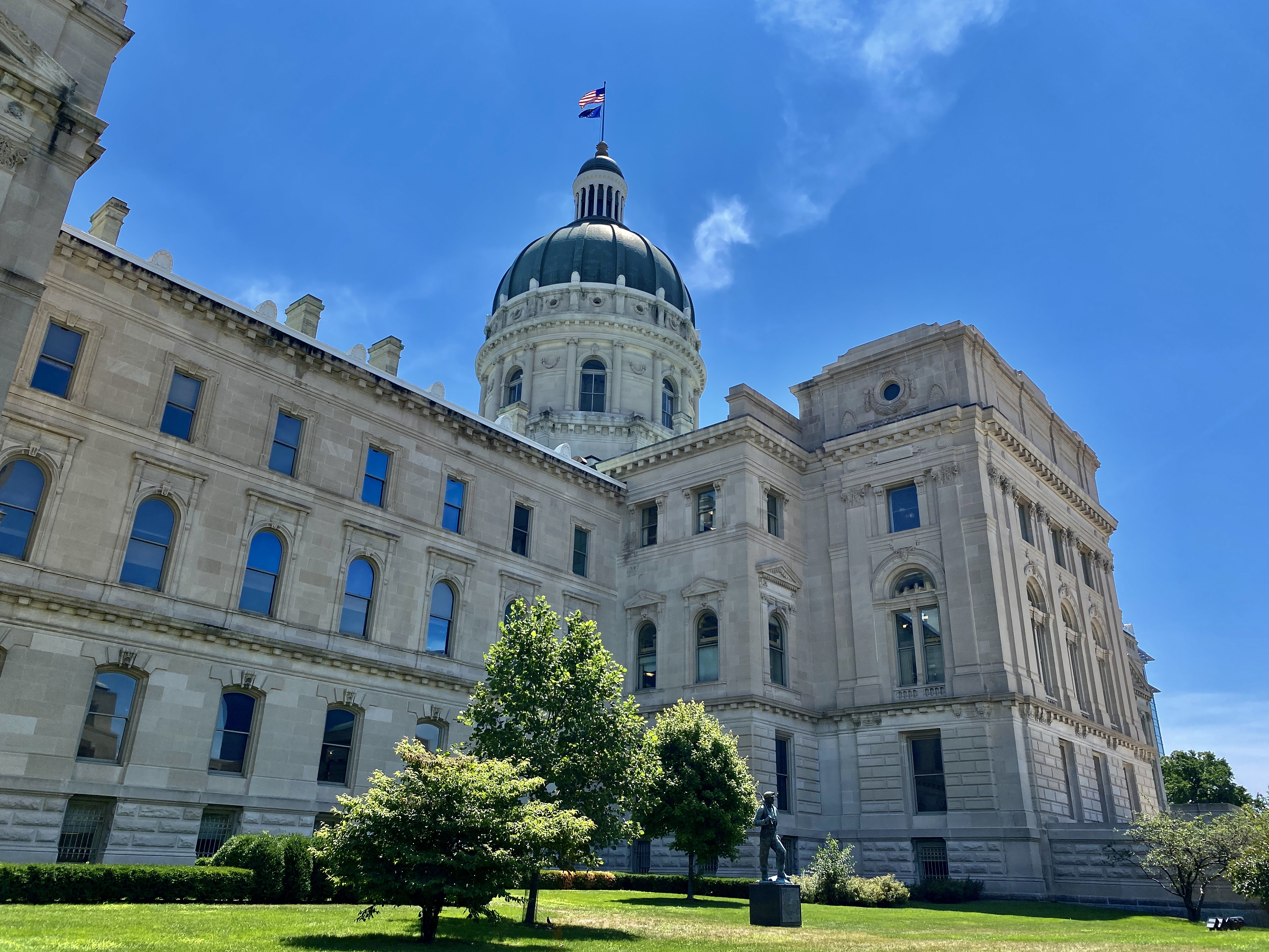 Indiana Special Session 2022 | Loud protests as lawmakers introduce abortion ban - Vimarsana News