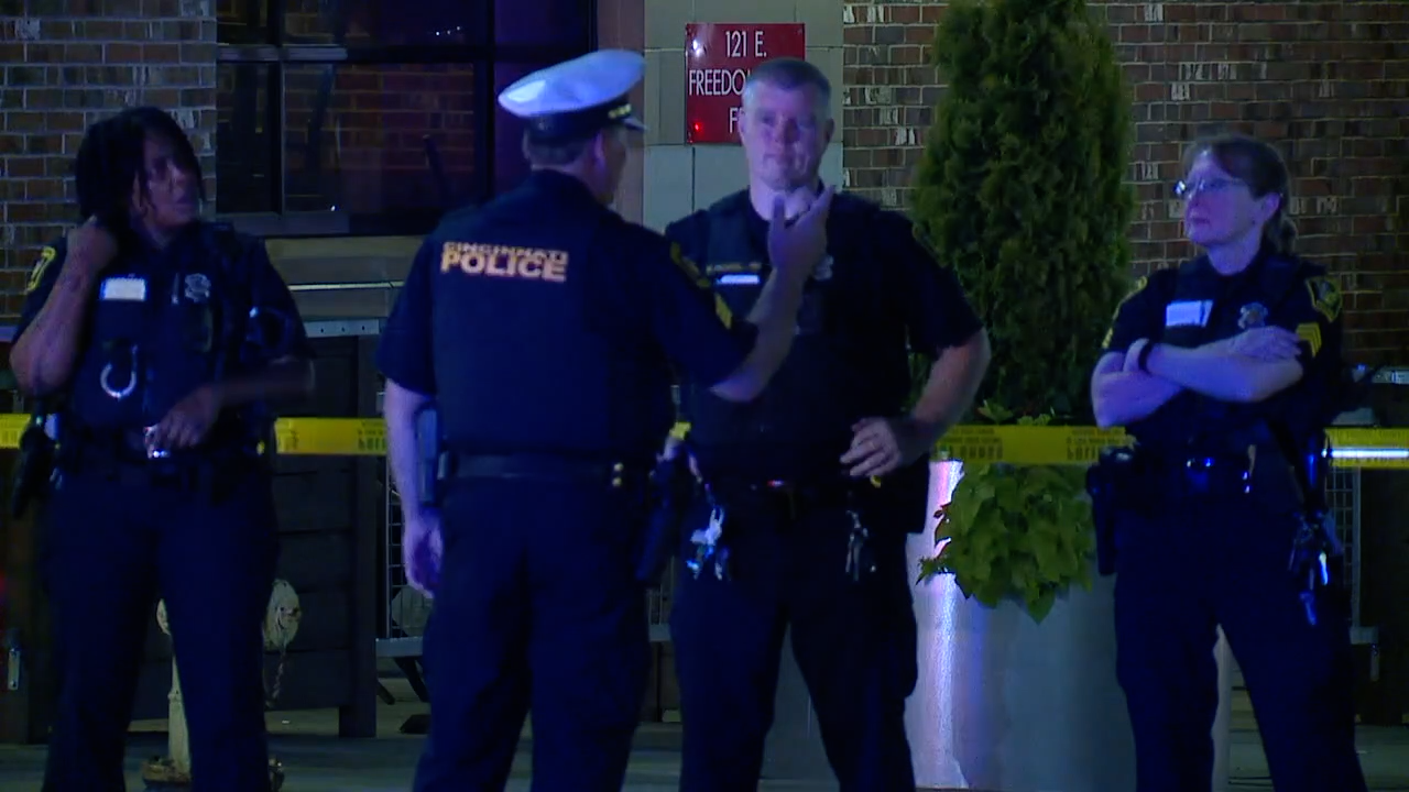 Cincinnati's teen curfew didn't stop July 4 shooting - Vimarsana News