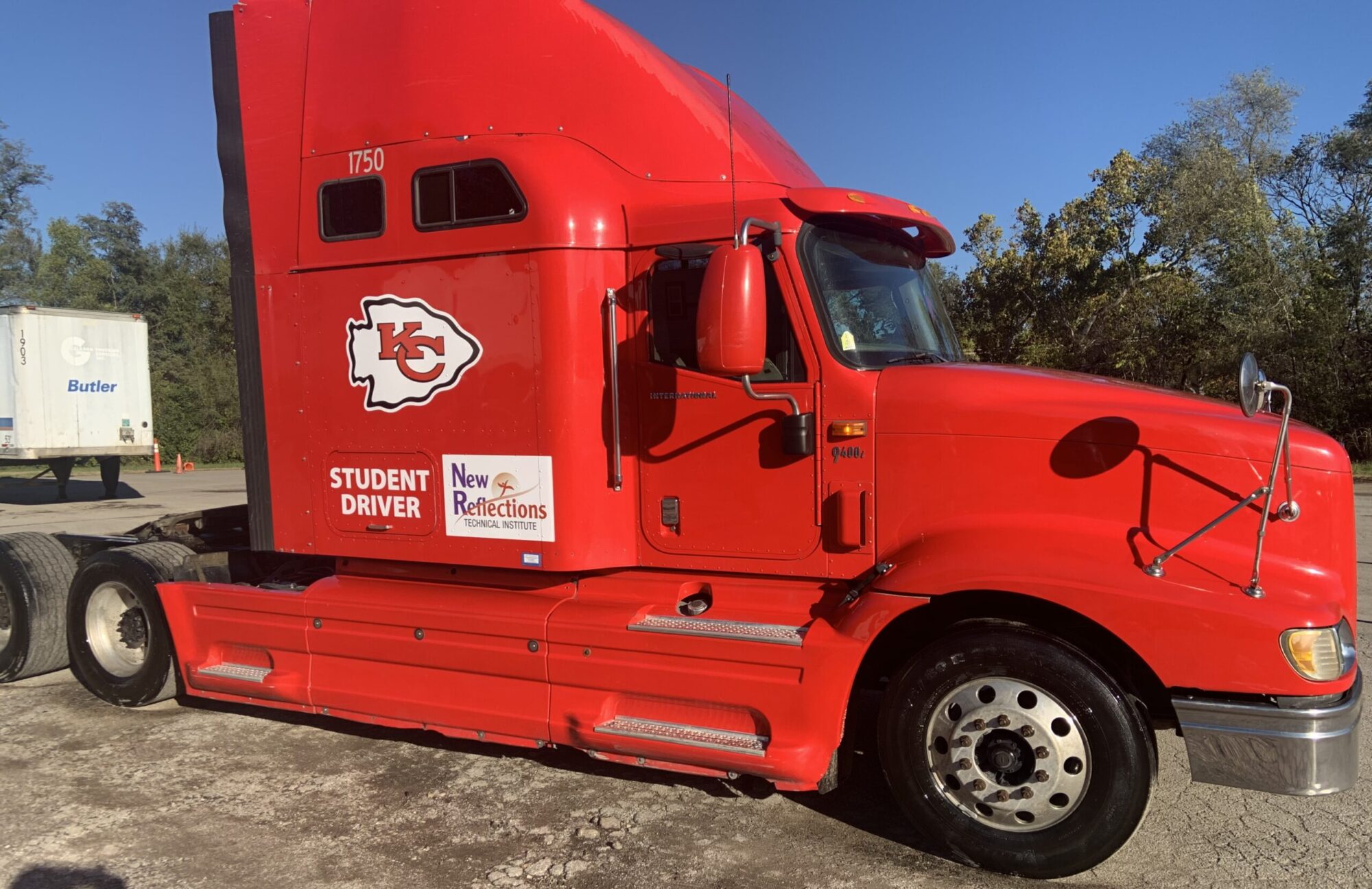 New Reflections helping trucking industry fill jobs - Vimarsana News