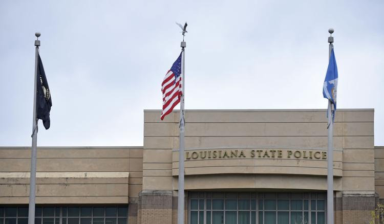 LSP: Shreveport woman dies in Rapides Parish crash - Vimarsana News
