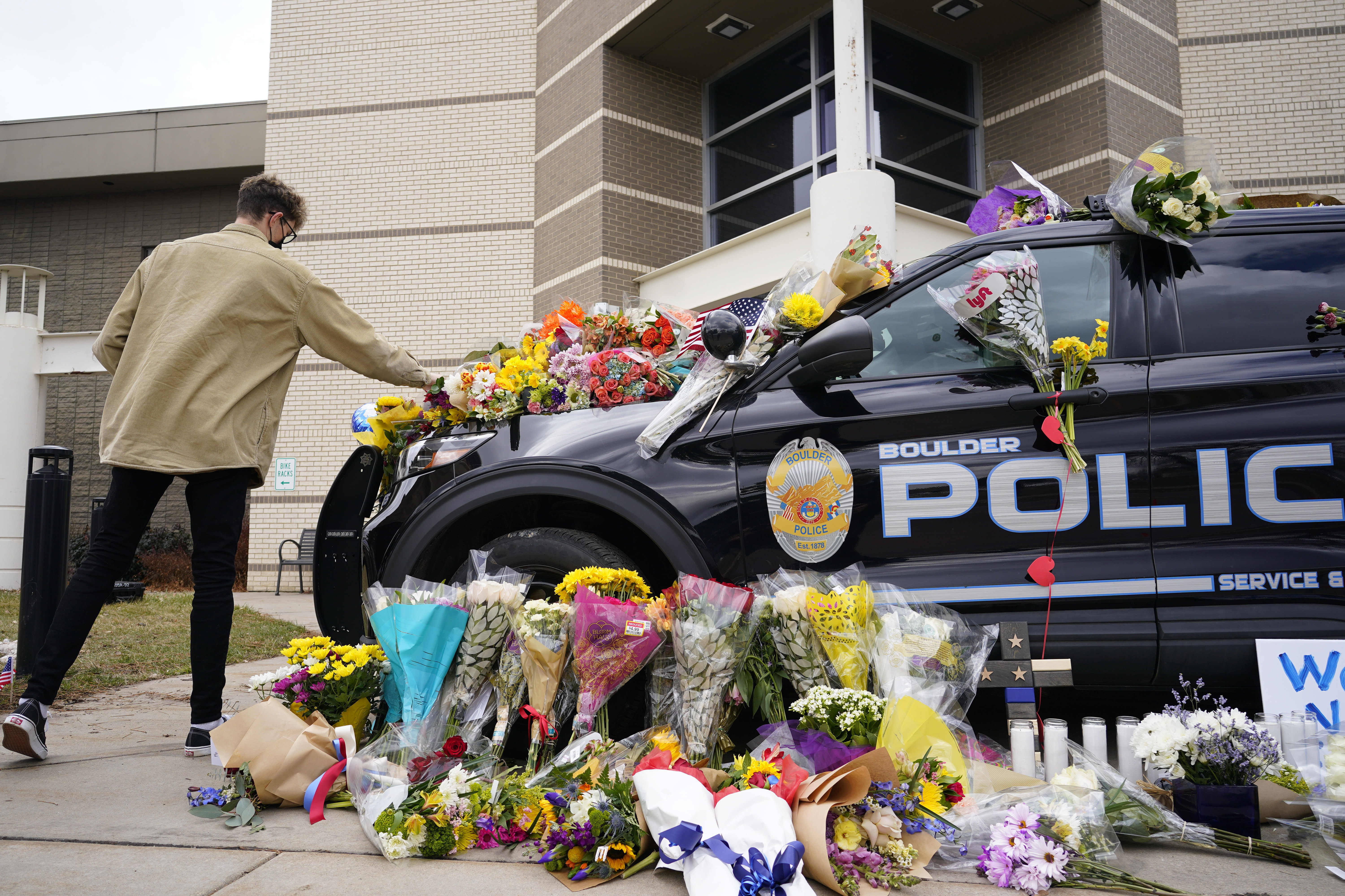 Mass shooters exploited gun laws, loopholes before carnage - Vimarsana News
