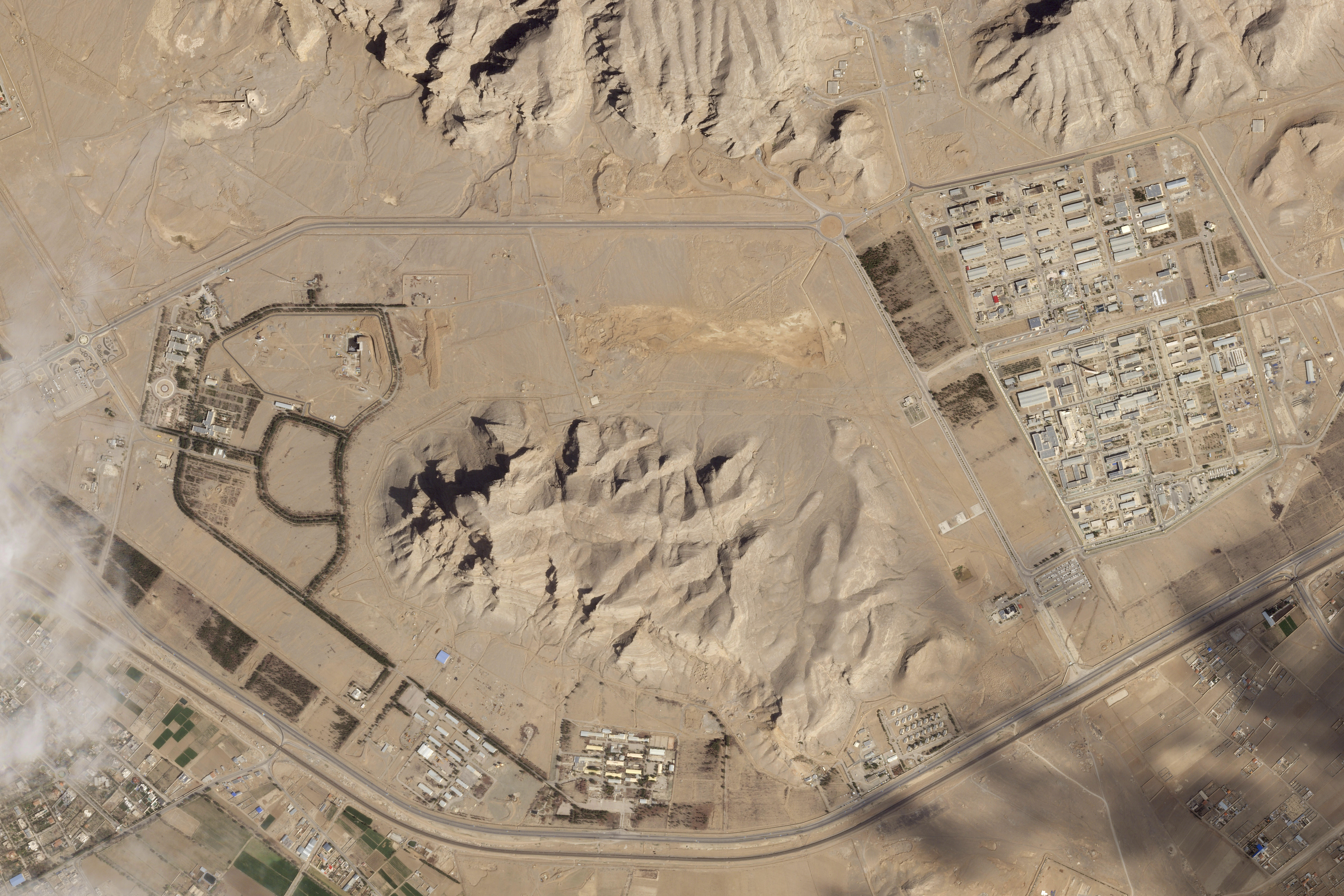 Iran fires at apparent Israeli attack drones near Isfahan air base, nuclear site - Vimarsana News