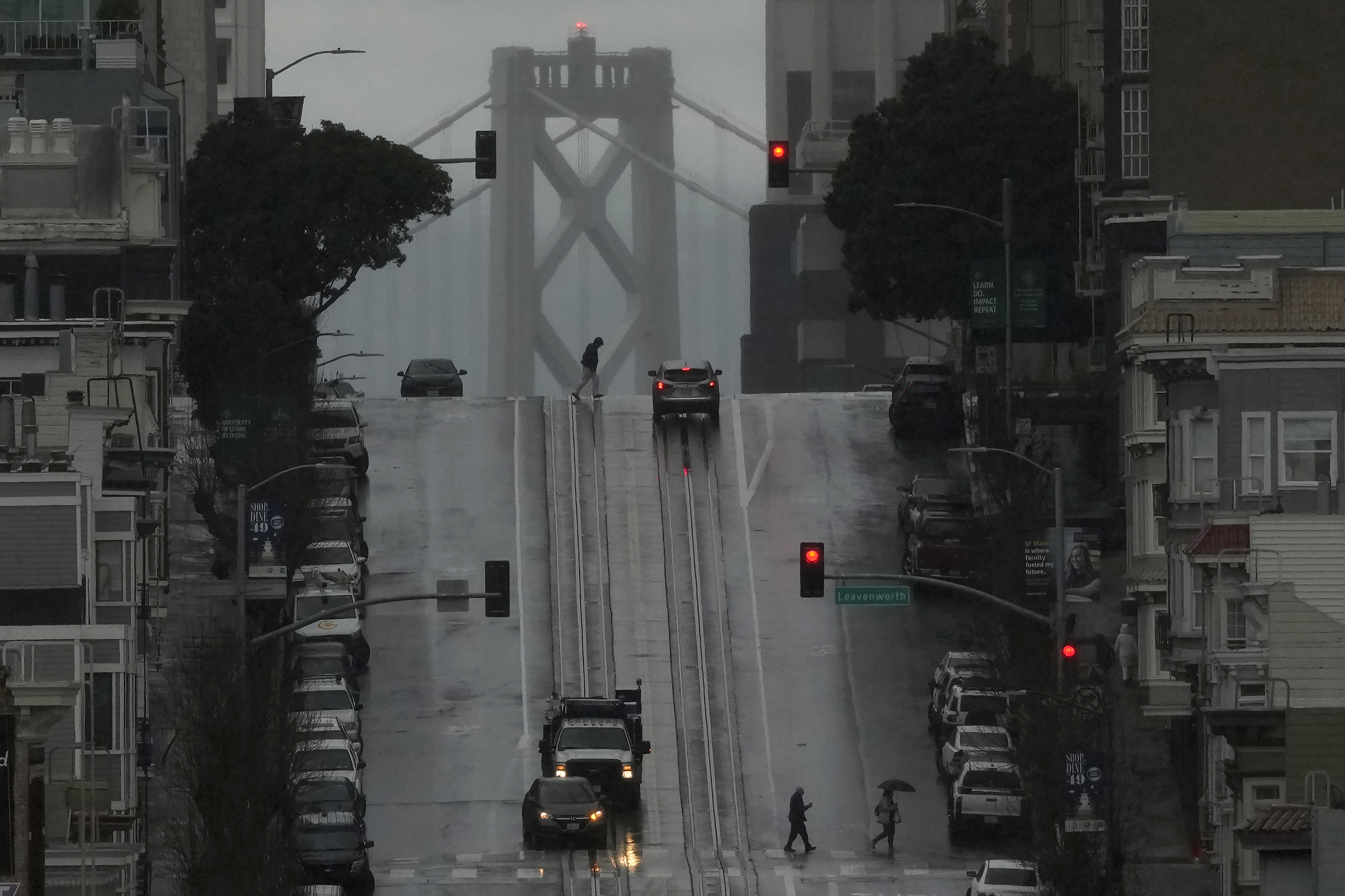 Snow, rain slam California as Michigan suffers without power - Vimarsana News