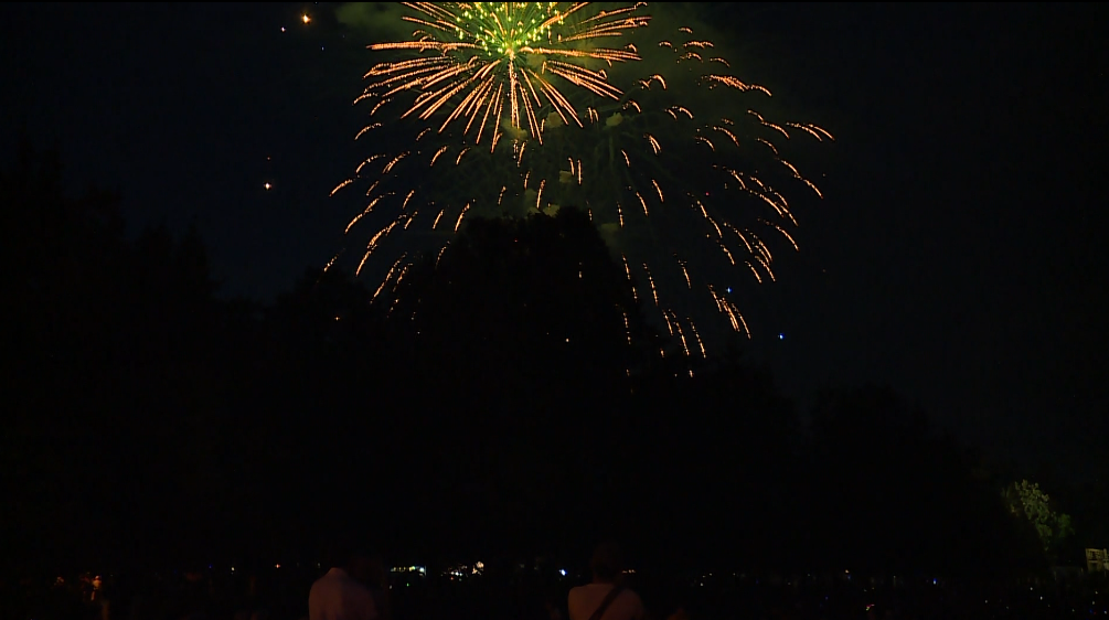 Fourth of July sights and sounds at Dogwood Dell in Richmond - Vimarsana News