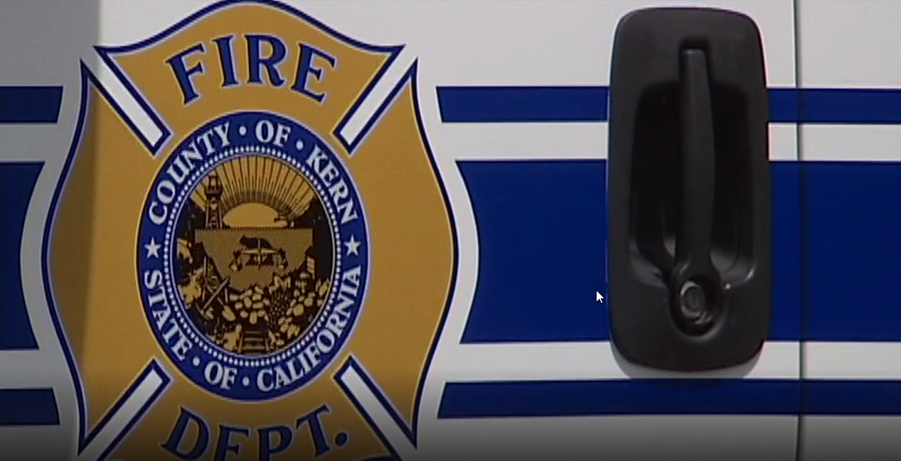 Fire Crews battling the Bear fire along the Grapevine - Vimarsana News