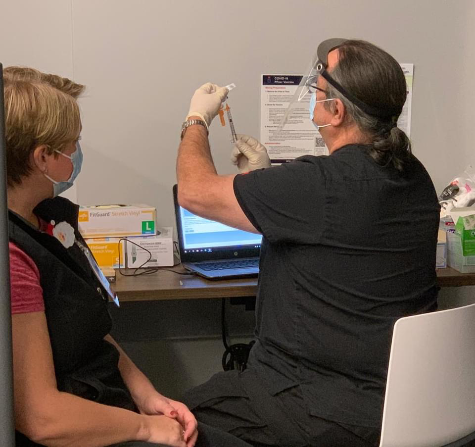TriStar Health employees get first dose of COVID-19 vaccine - Vimarsana News