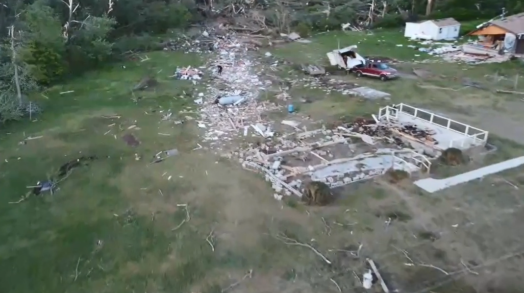 Northern Neck community picks up pieces left by possible tornado - Vimarsana News