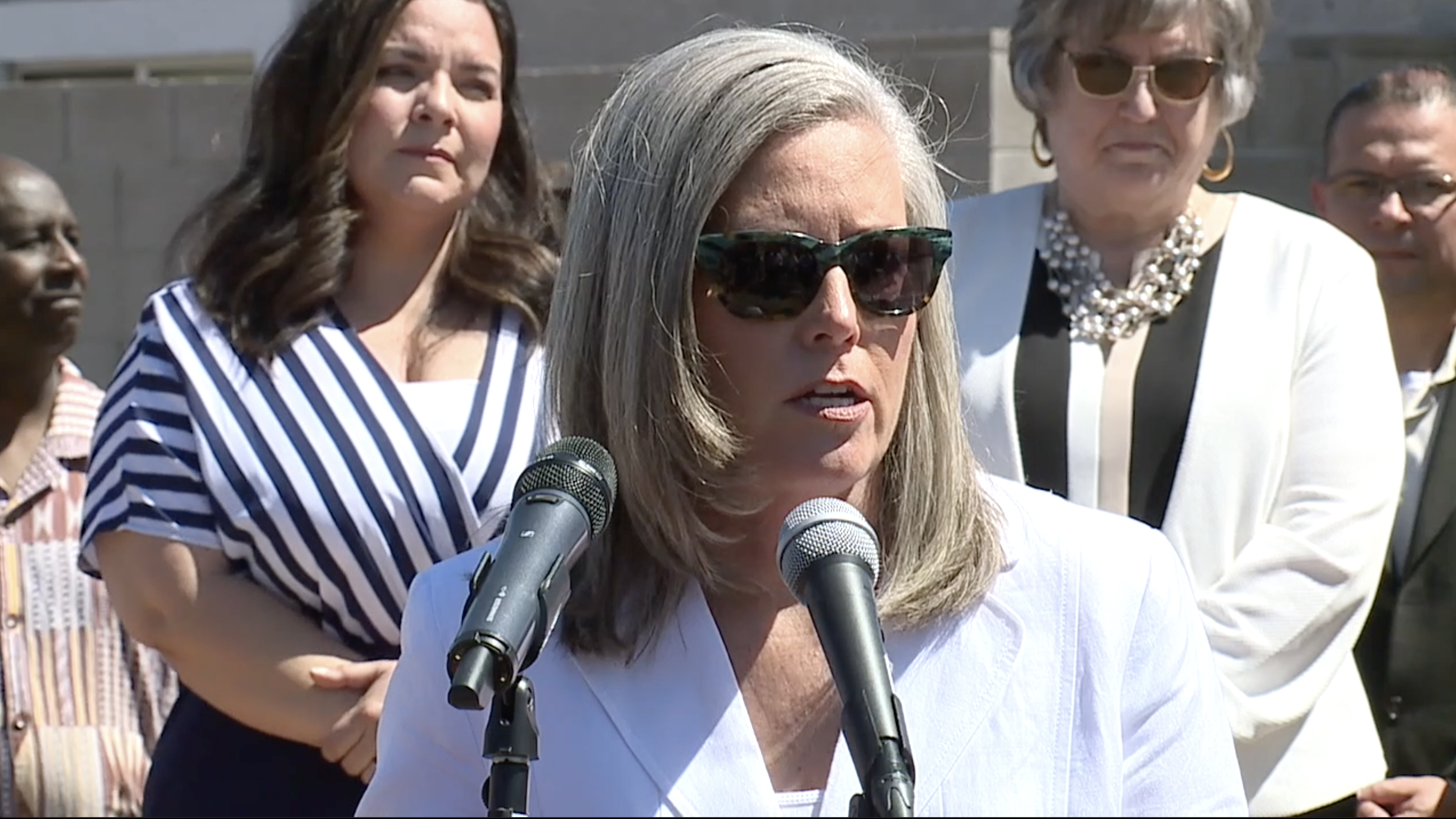 Hobbs in communication with Republicans about 1864 abortion ban repeal - Vimarsana News