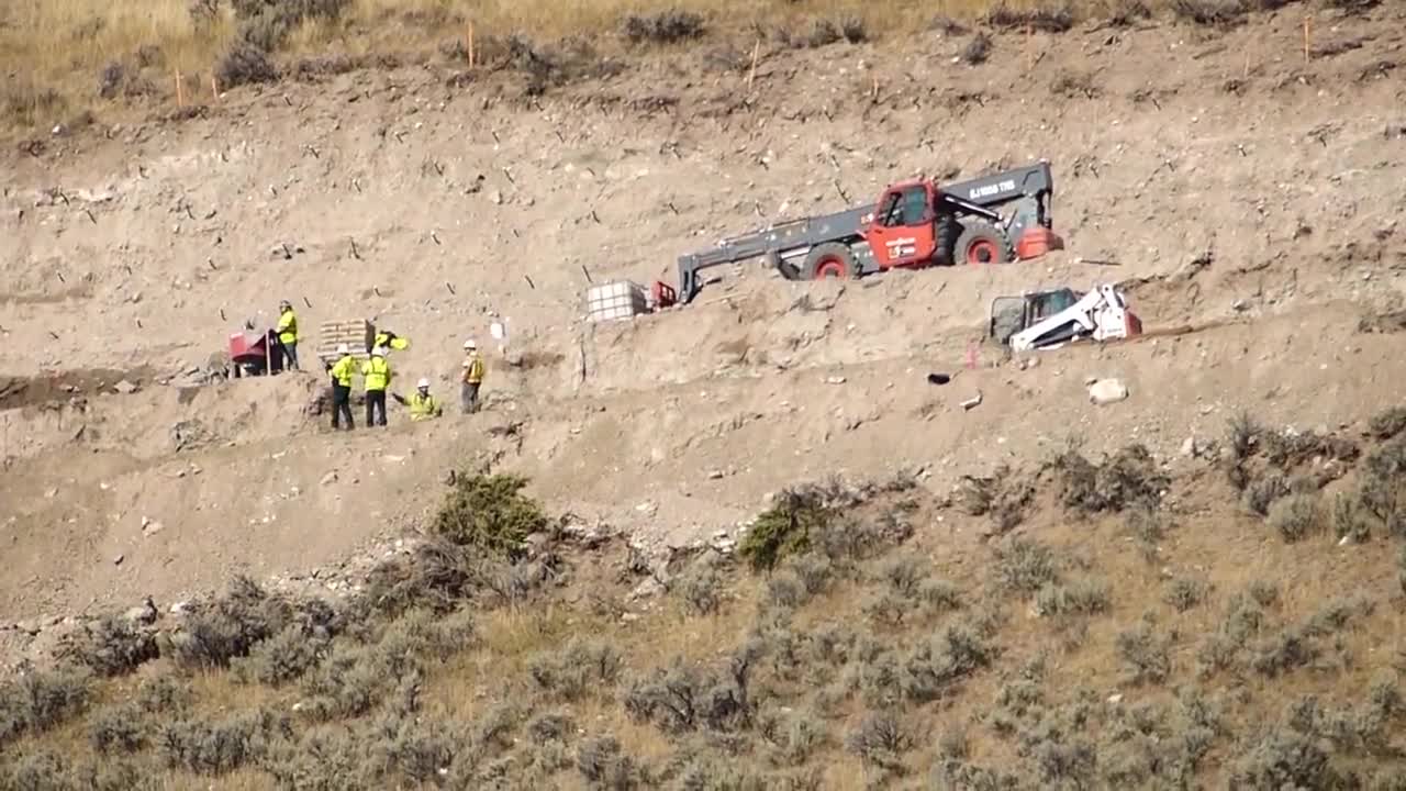 Yellowstone National Park scrambles to meet road reopening deadline - Vimarsana News