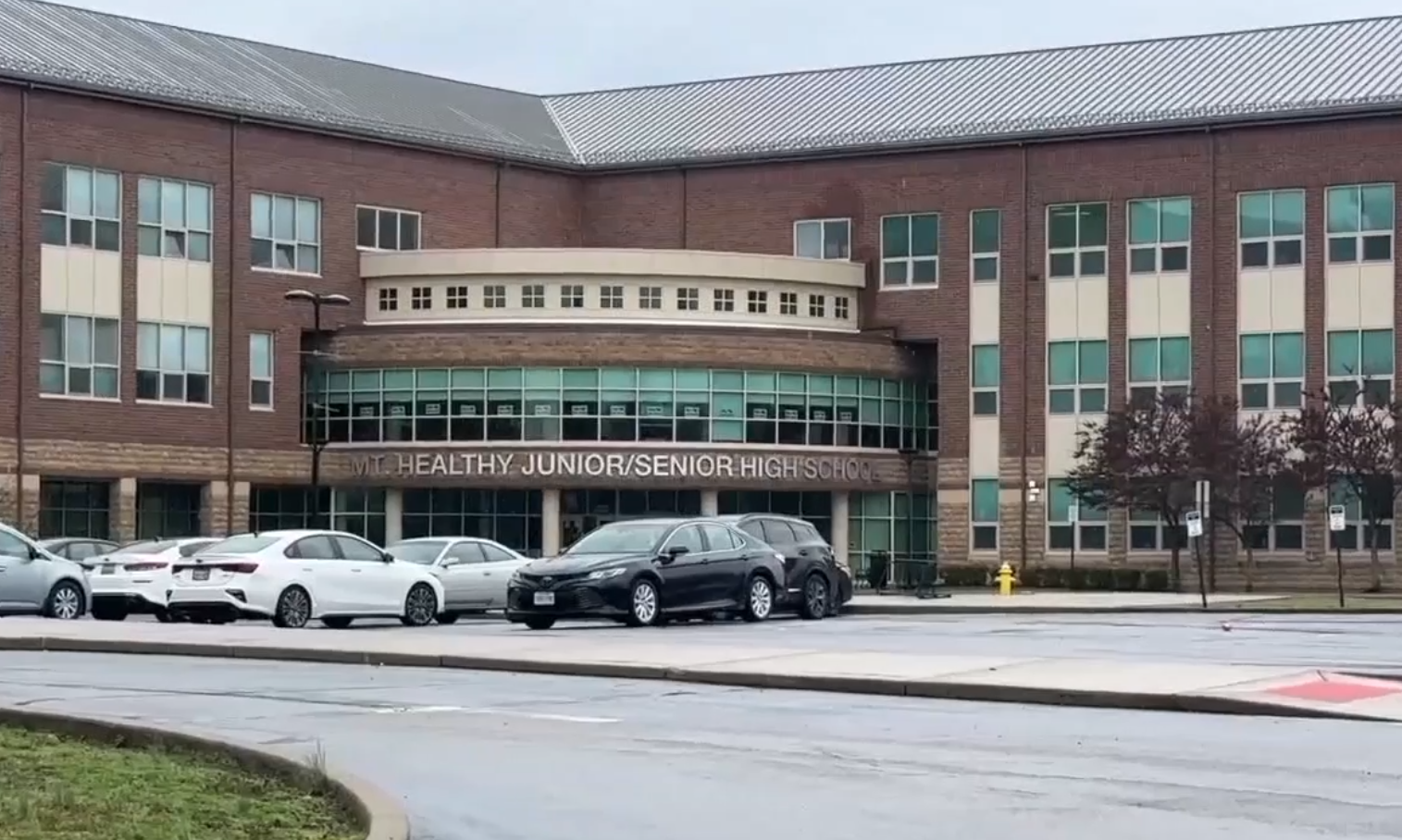 Audit of Mt. Healthy schools shows bleak path to close predicted $90M deficit - Vimarsana News