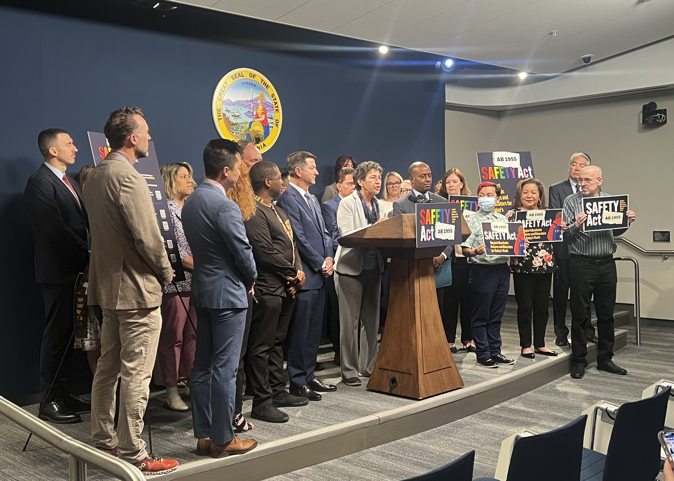 CA Senate approves ban on schools alerting parents of child's pronoun change - Vimarsana News