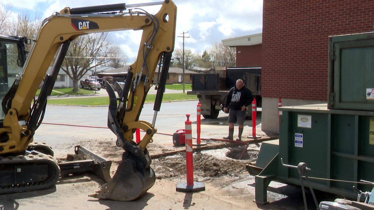 Water main break at East Middle School - Vimarsana News
