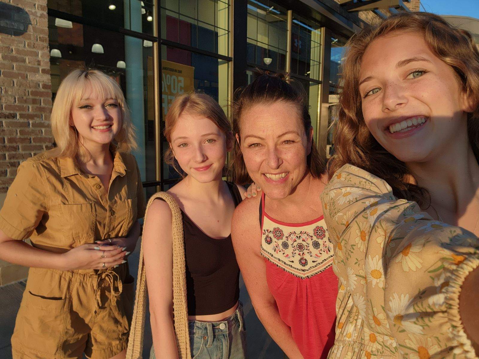 PROBLEM SOLVERS: Controversial practice leaves family without concert tickets - Vimarsana News