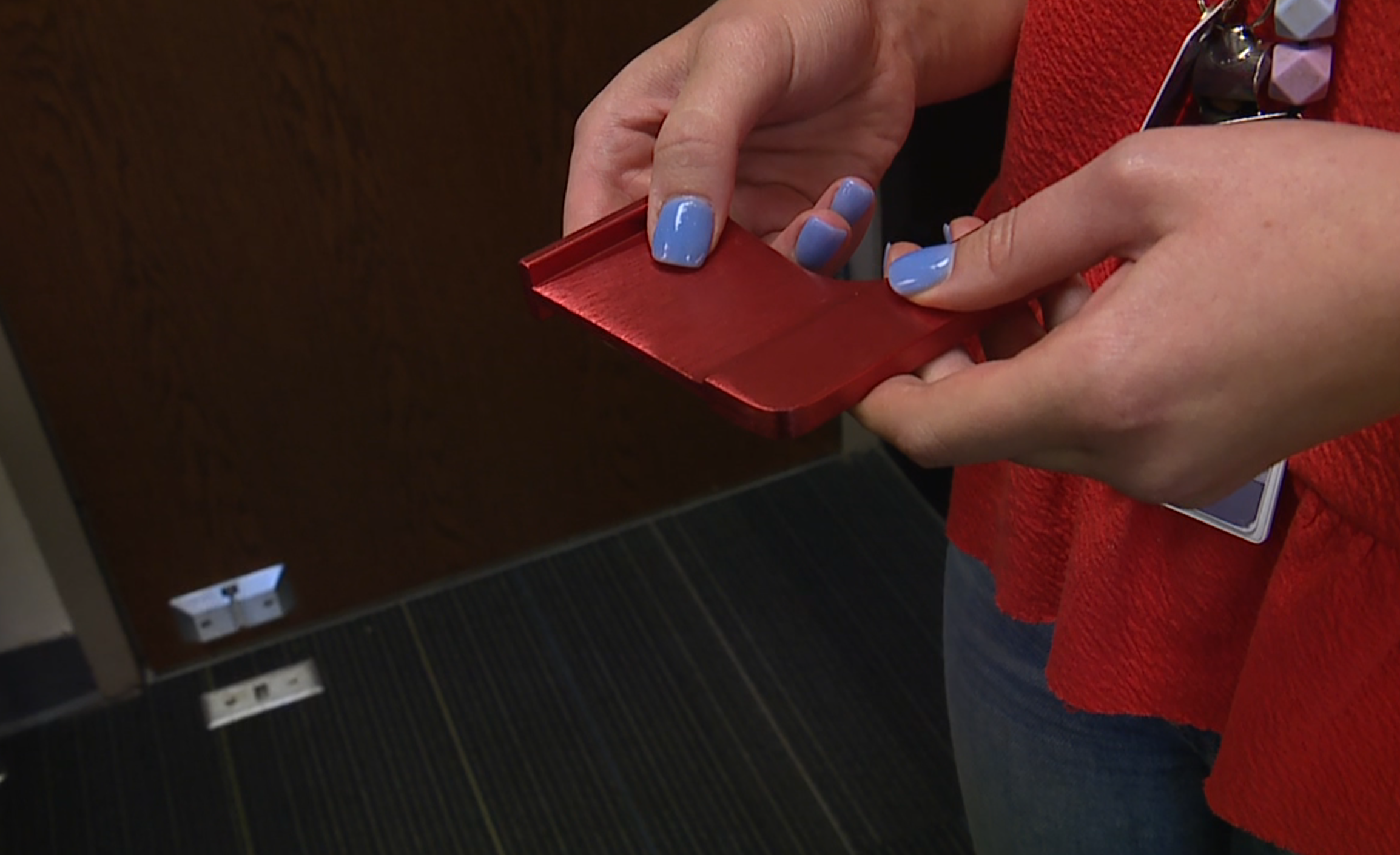 Olathe School district leaders install door devices to keep students safe - Vimarsana News