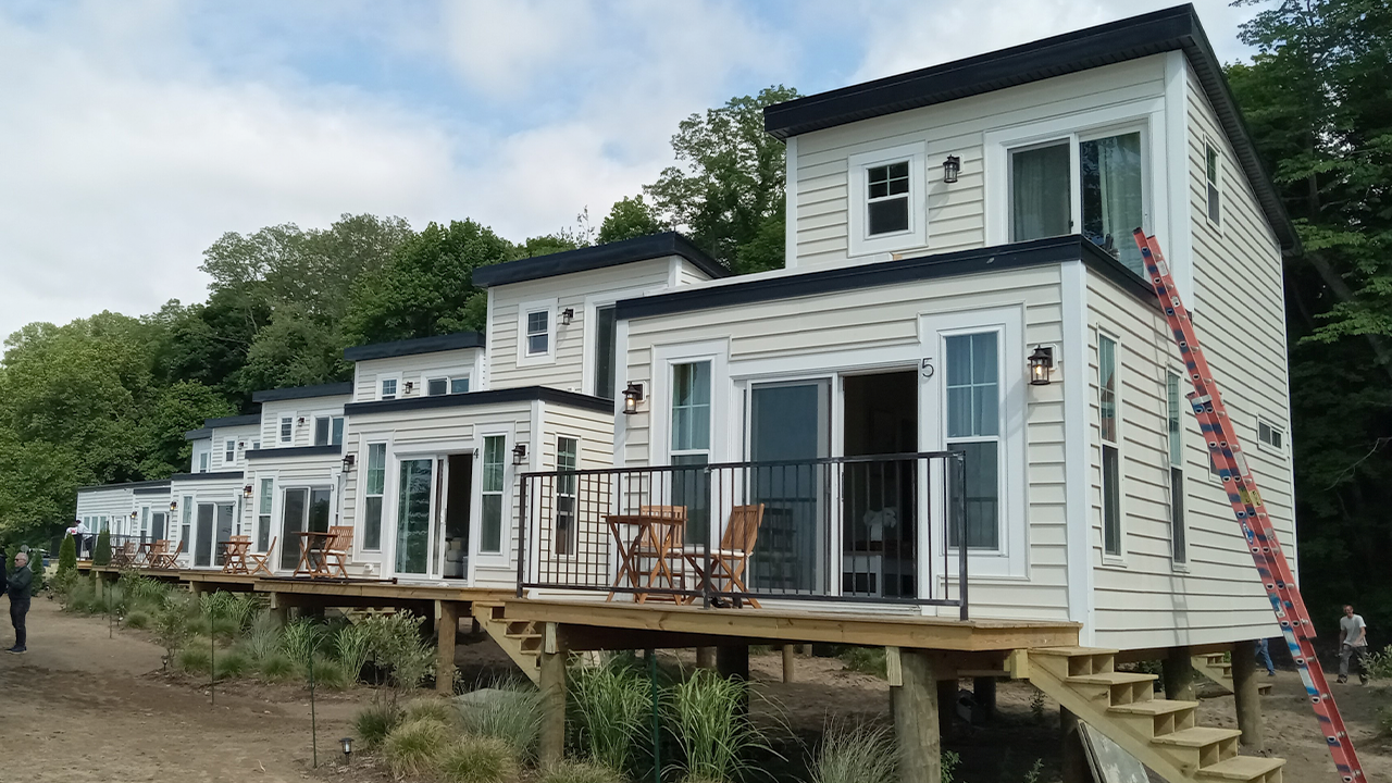 Hideaway Bay Resort on Lake Erie in Silver Creek now open - Vimarsana News