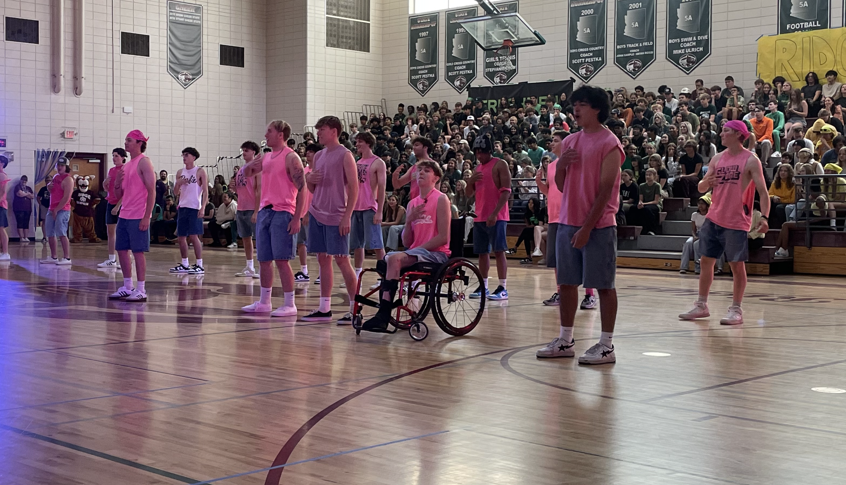 Mountain Ridge HS student performs in senior dance months after amputation - Vimarsana News