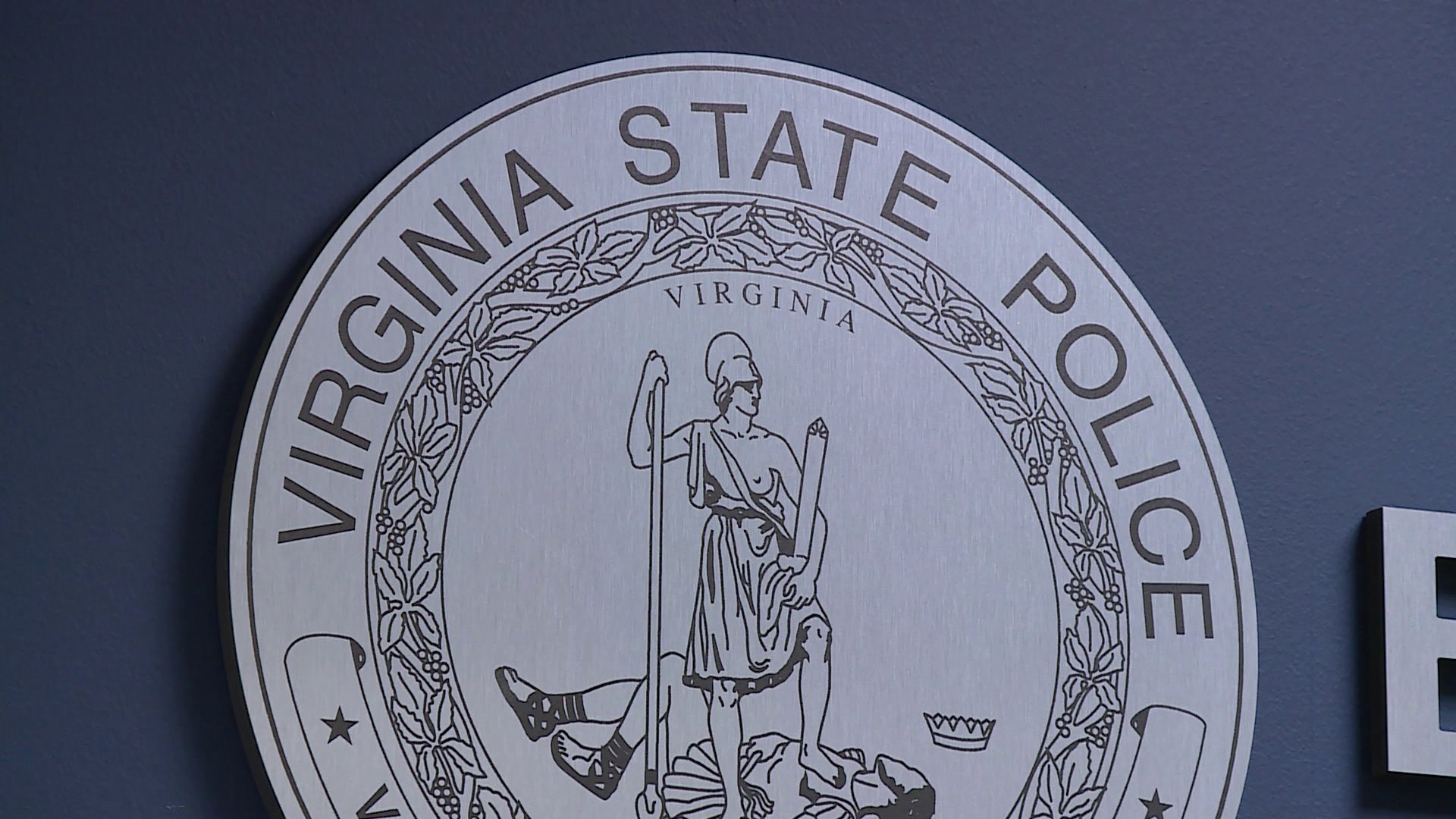 Chesterfield man dies after tractor-trailer crashes in Hampton - Vimarsana News