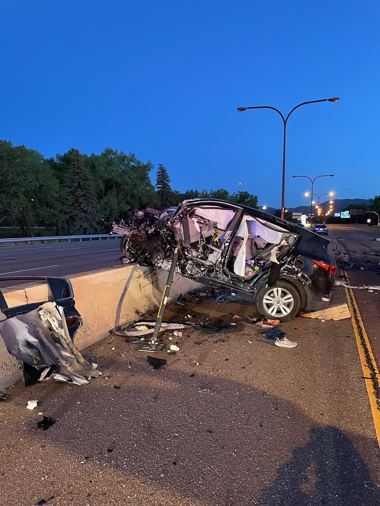 Car driving the wrong way on I-25 kills three - Vimarsana News