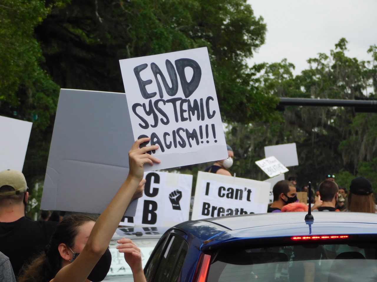 Tallahassee attorney Ben Crump, George Floyd family lawyer release platform for 'federal police reform' - Vimarsana News