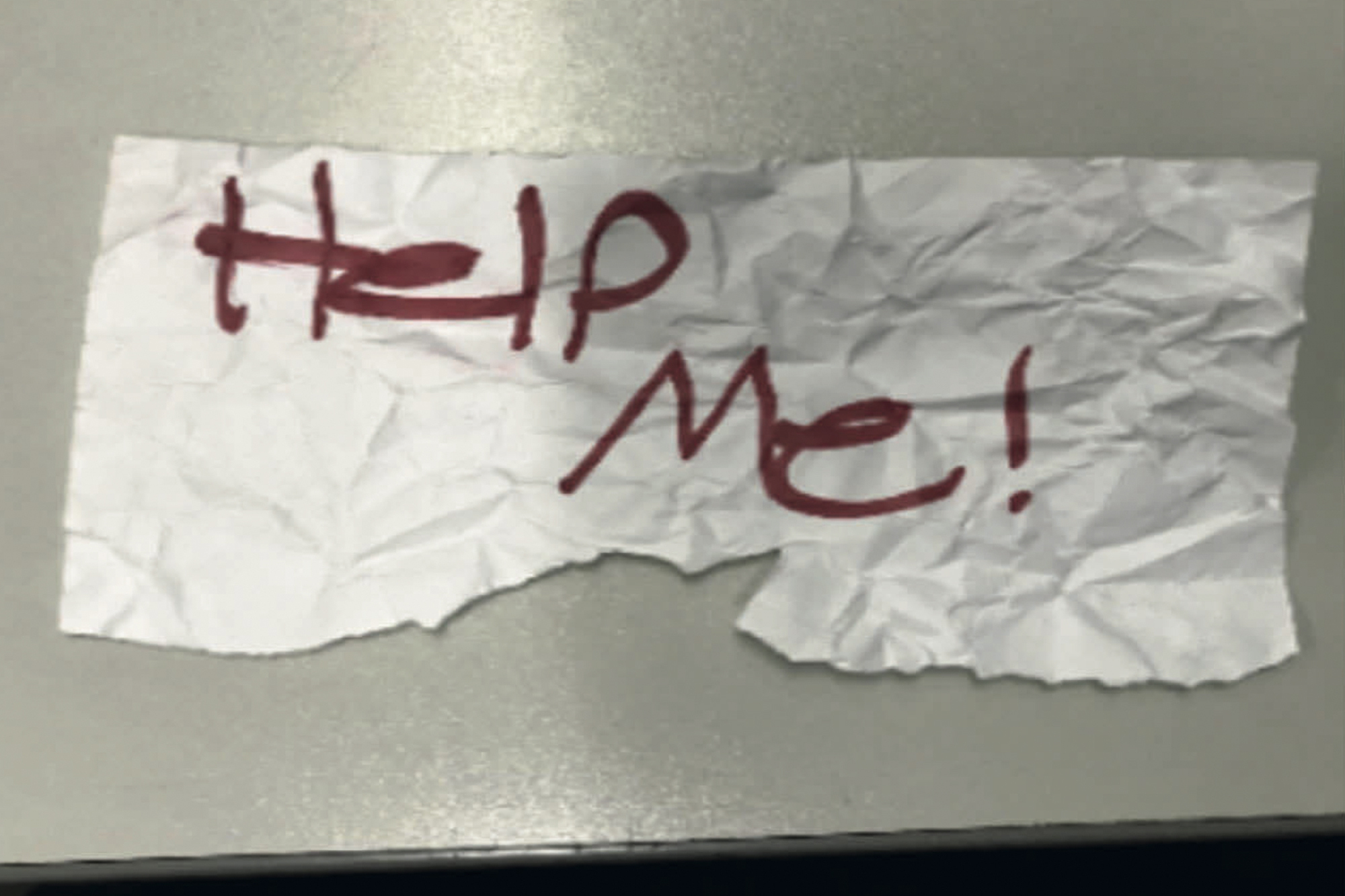 'Help me' sign leads to rescue of kidnapped Texas girl in Southern California - Vimarsana News