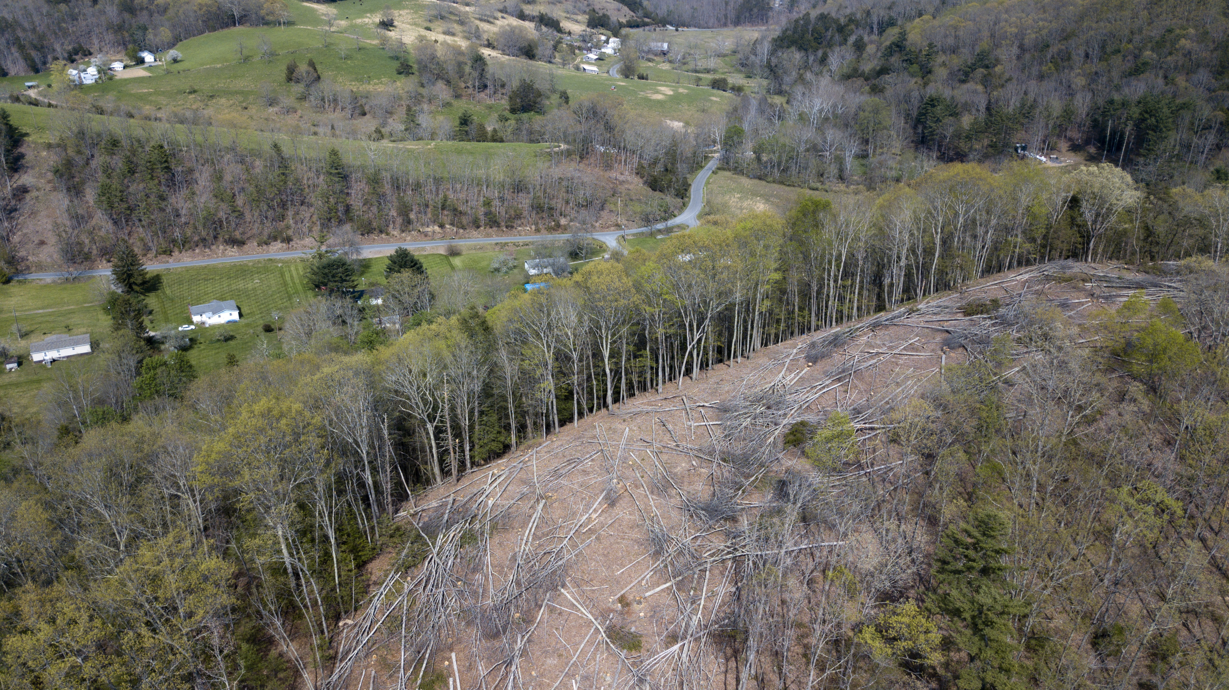 Supreme Court allows construction to resume on the Mountain Valley Pipeline - Vimarsana News