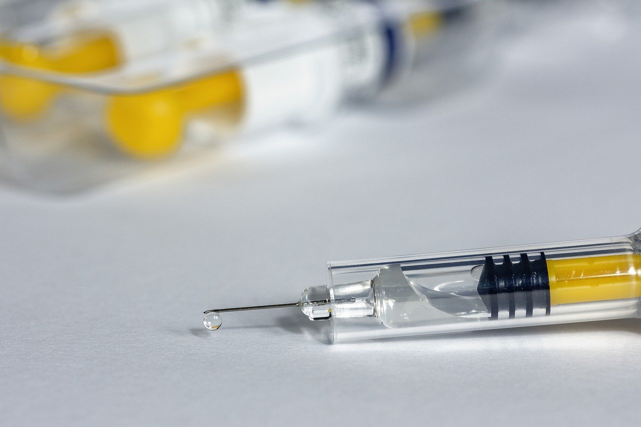 A brief history of vaccines from smallpox to COVID-19 - Vimarsana News