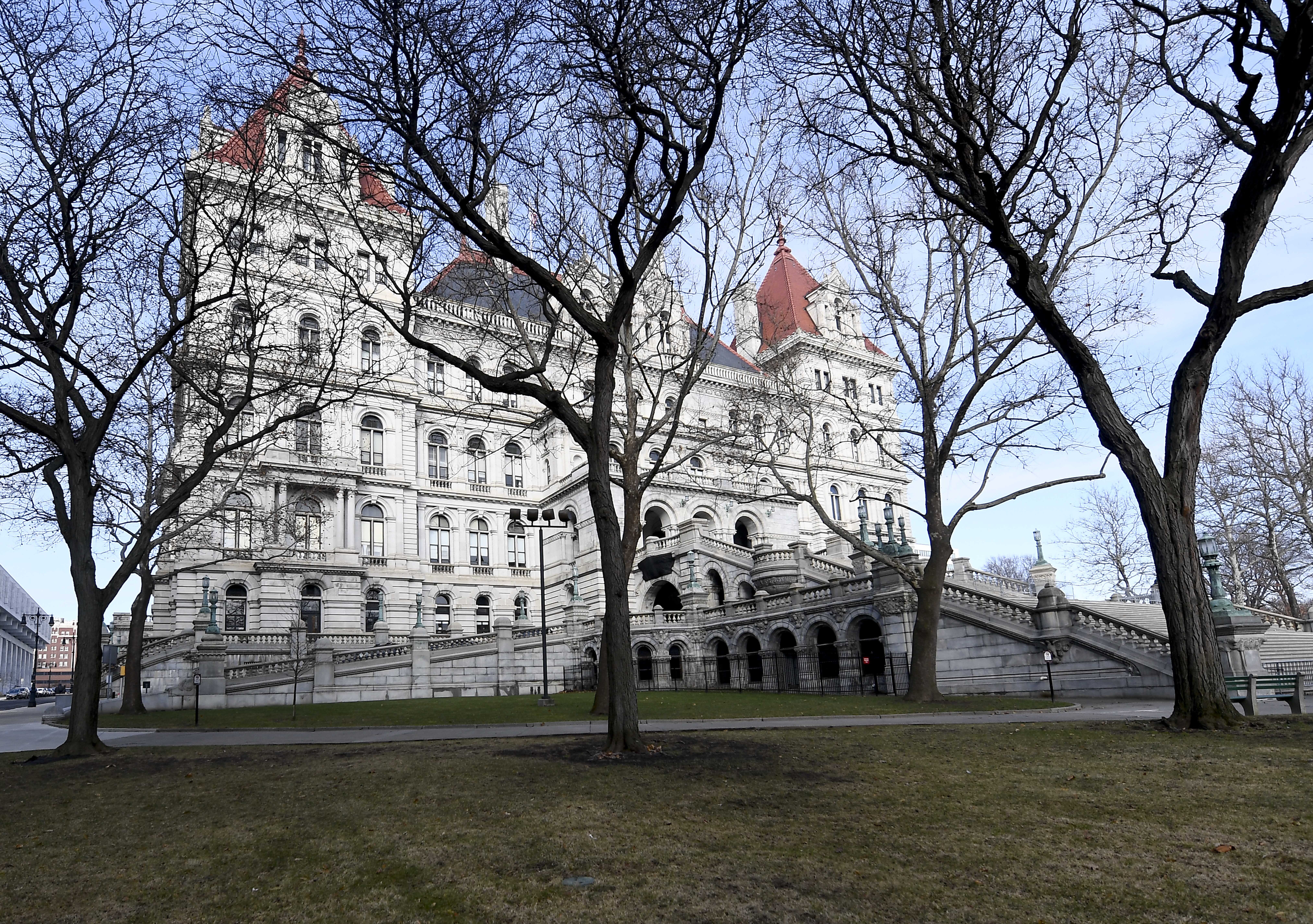 Sen. Gallivan, Assemblywoman McMahon reintroduce Alix's Law - Vimarsana News