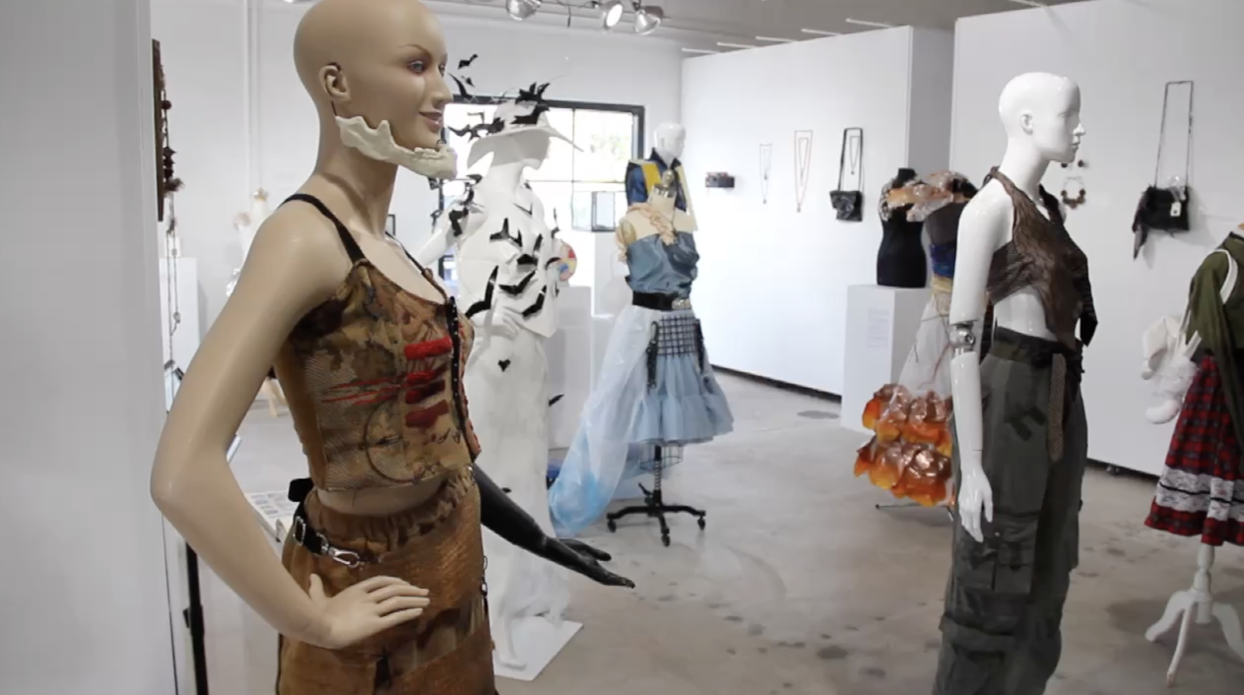 Palm Beach County students use donated items to create sustainable fashion - Vimarsana News