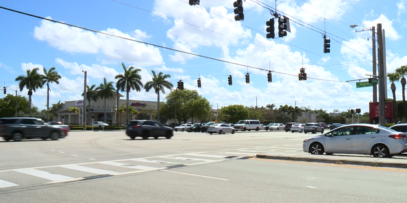Woman struck, killed on bicycle in hit-and-run west of West Palm Beach - Vimarsana News