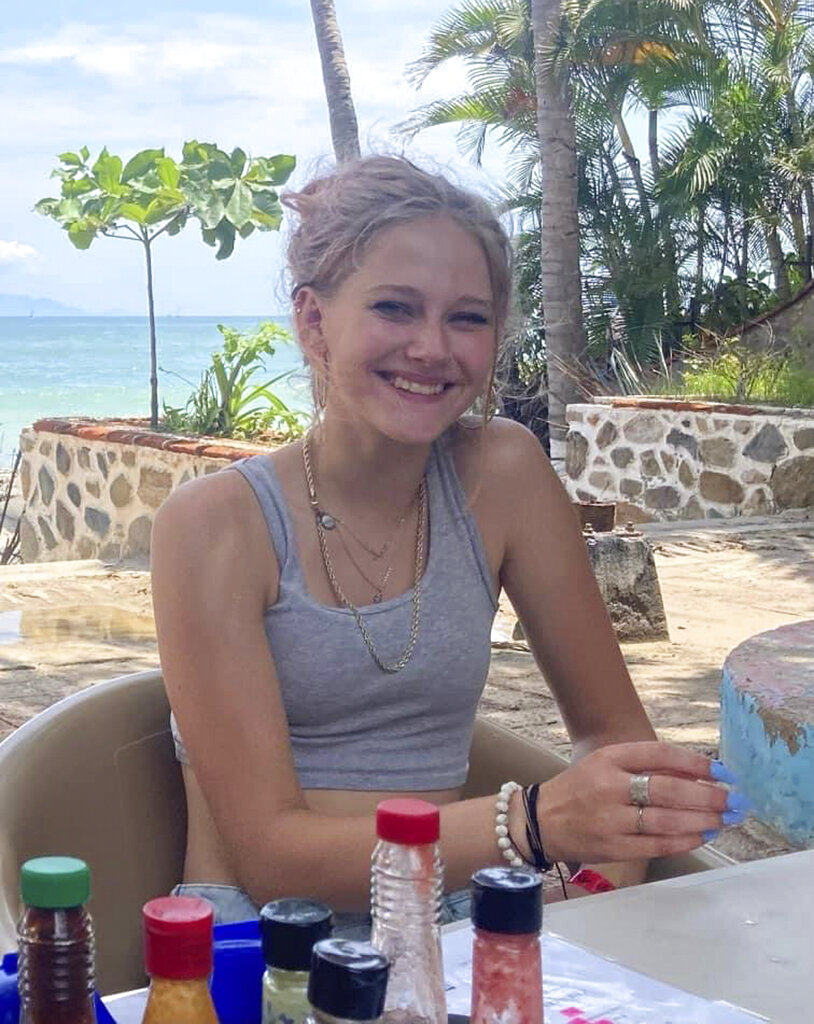 Divers find body in search for missing California teen - Vimarsana News
