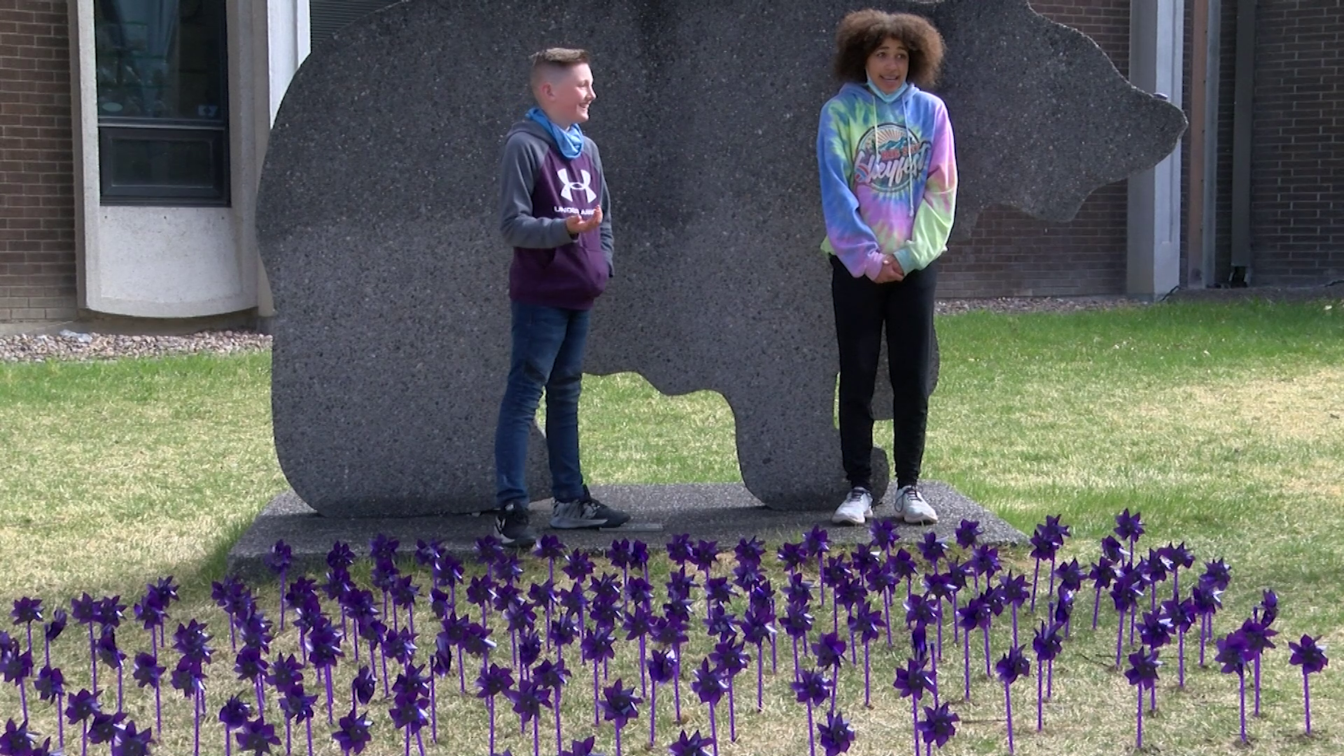 "Purple Up Day" celebrates children of military members - Vimarsana News