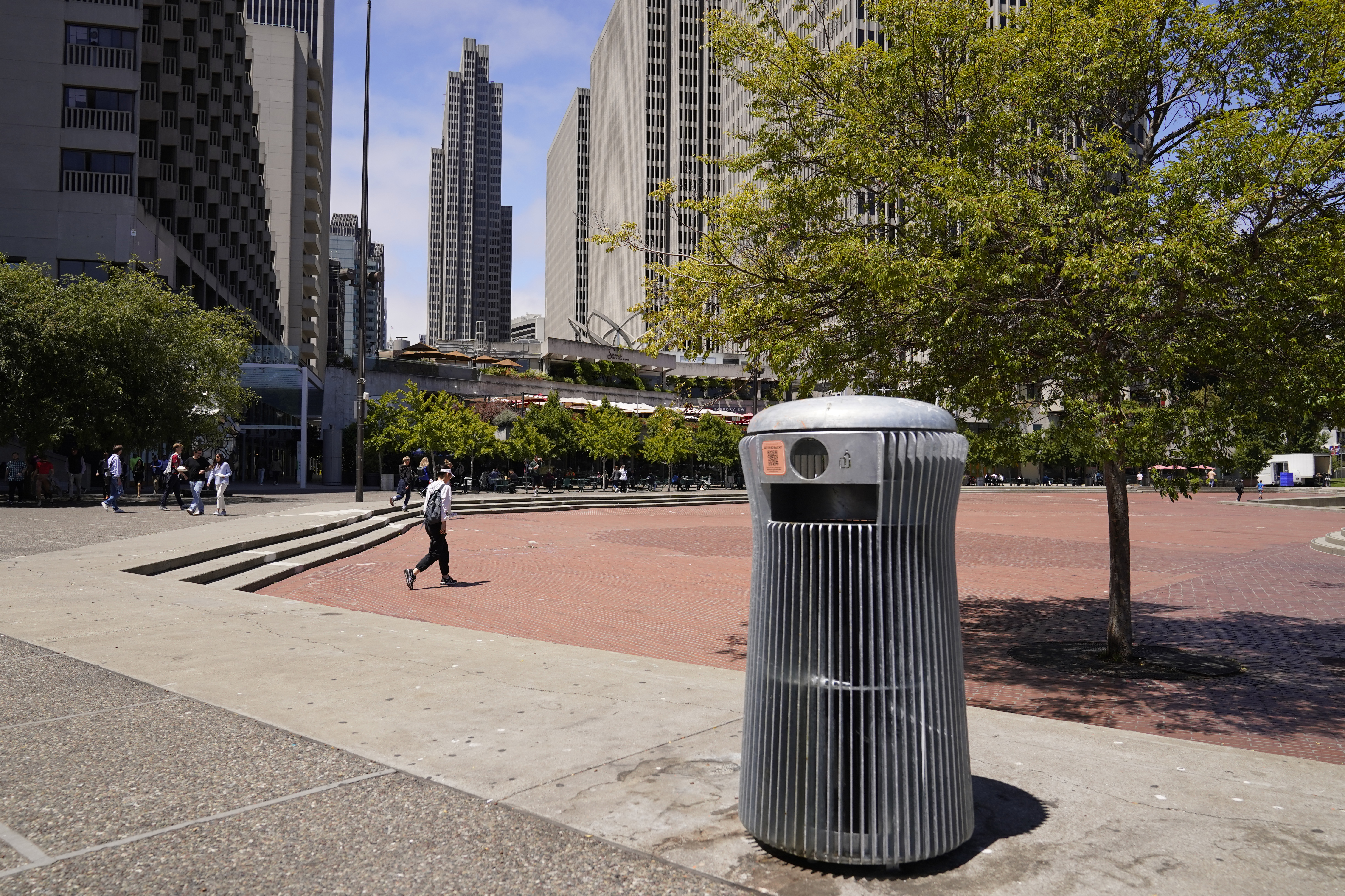 What takes years and costs $20K? A San Francisco trash can - Vimarsana News