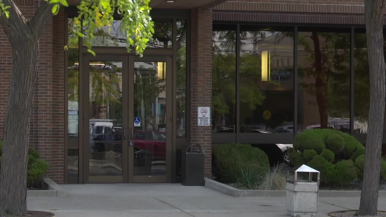 Former Kalispell firearms manufacturer finance manager admits to wire fraud - Vimarsana News