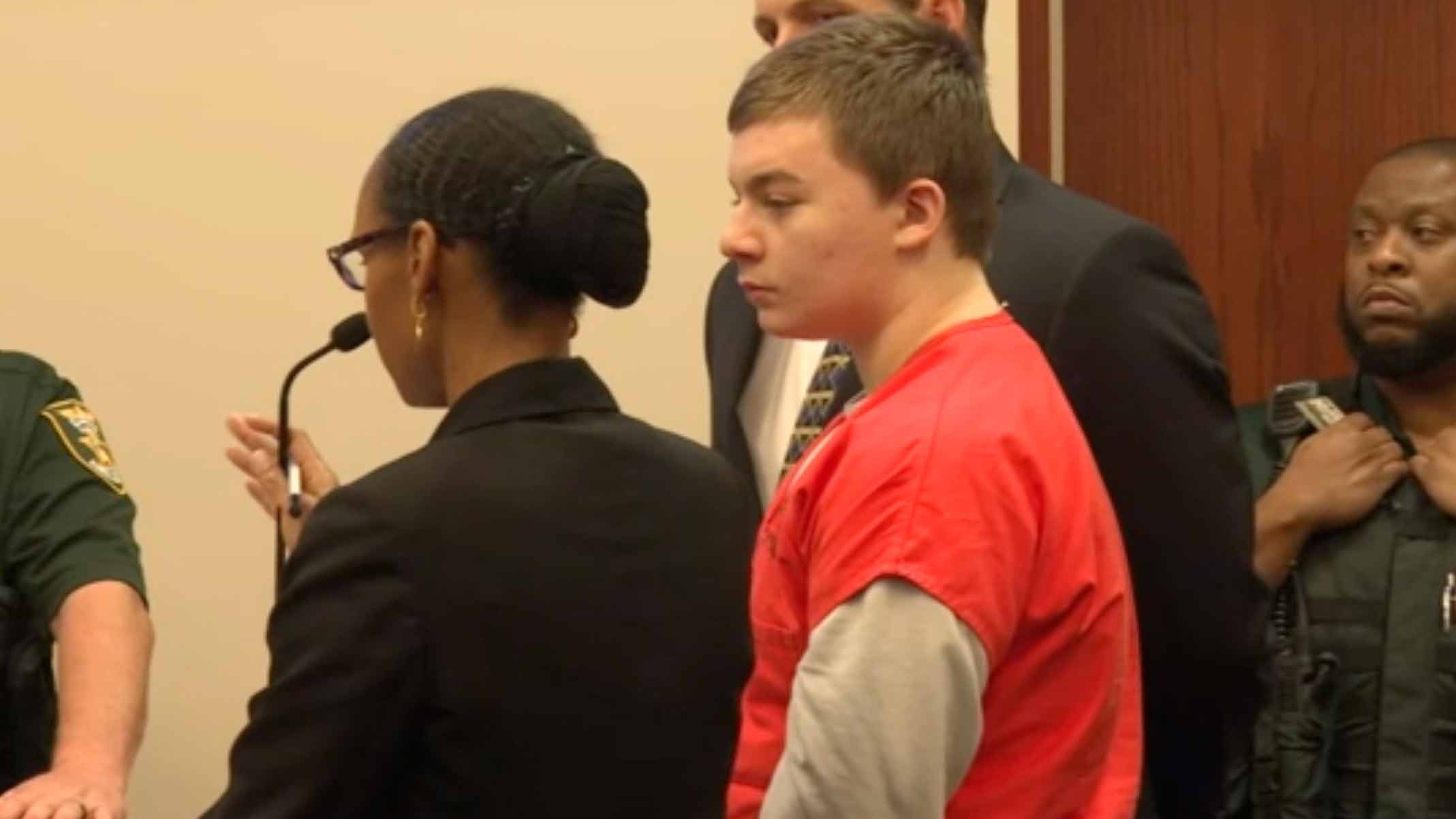 Florida teen pleads guilty to fatally stabbing classmate 114 times - Vimarsana News