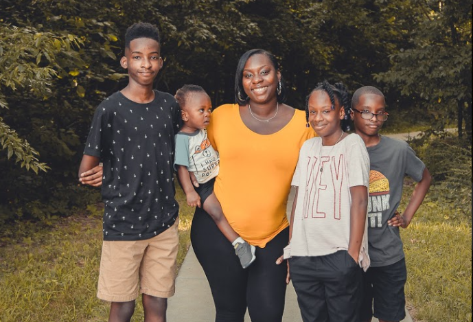 20 years since the civil unrest, how close is Cincinnati to achieving equity? This mom says not very - Vimarsana News