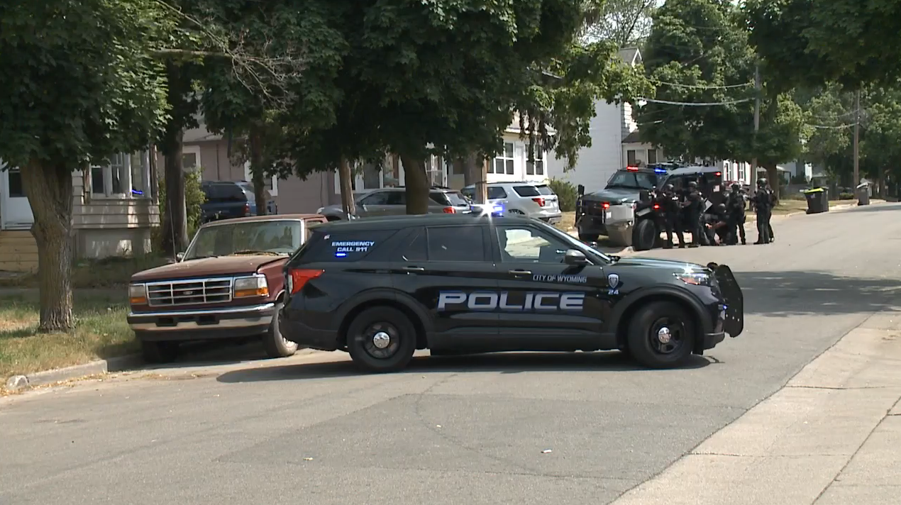 Possible witnesses to fatal GR shooting located in Wyoming - Vimarsana News