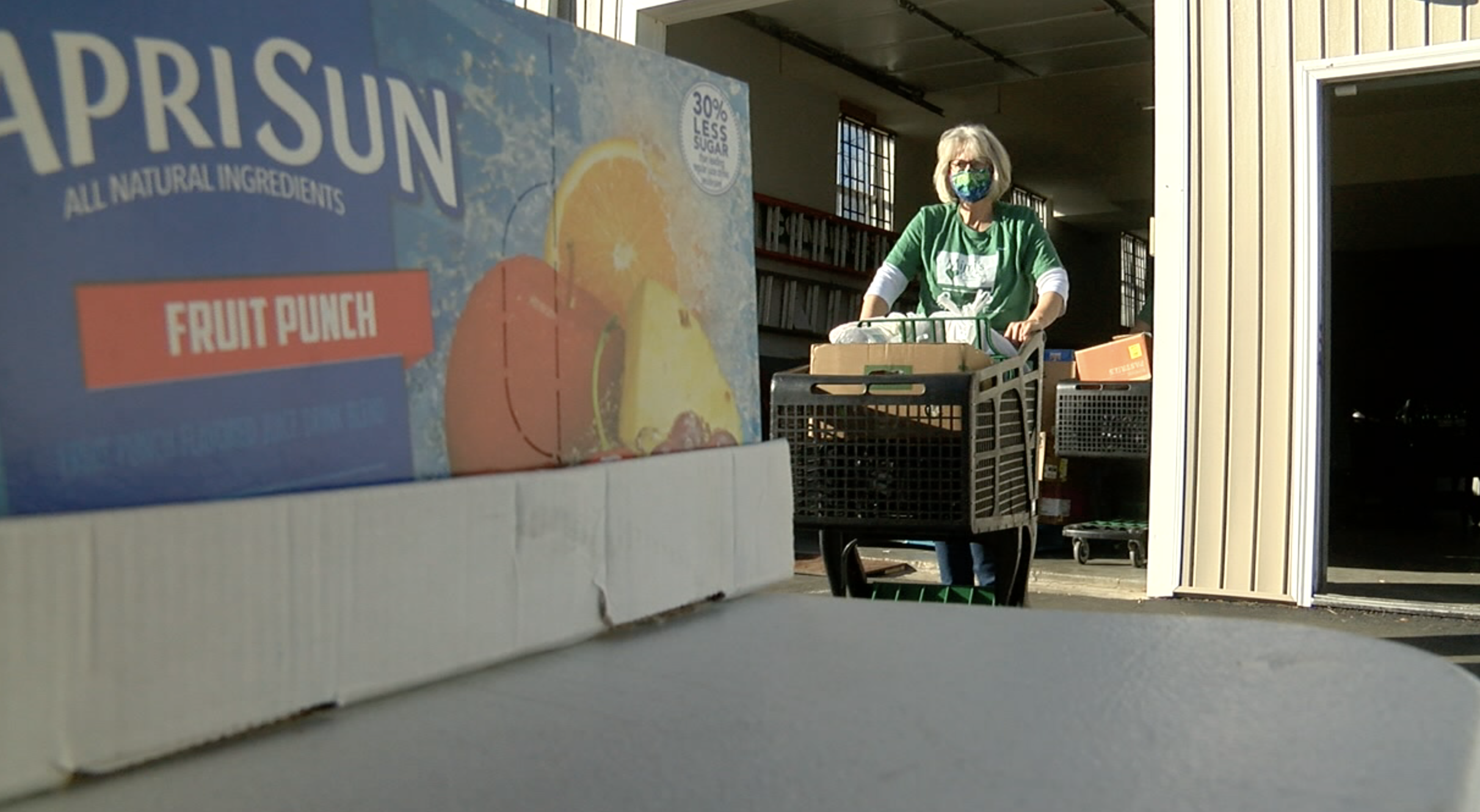 Riverside food pantry sees demand increase as COVID-19 cases accumulate - Vimarsana News