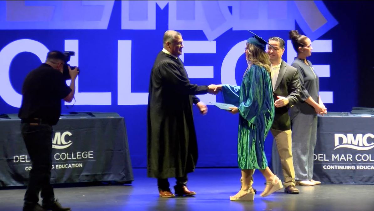 Del Mar students celebrated for getting certifications - Vimarsana News